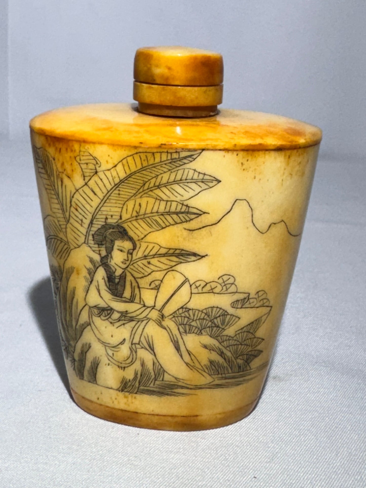 Antique Chinese Hand Carved Stone Snuff Bottle with Scenic Lady Motif – With Stopper & Spoon