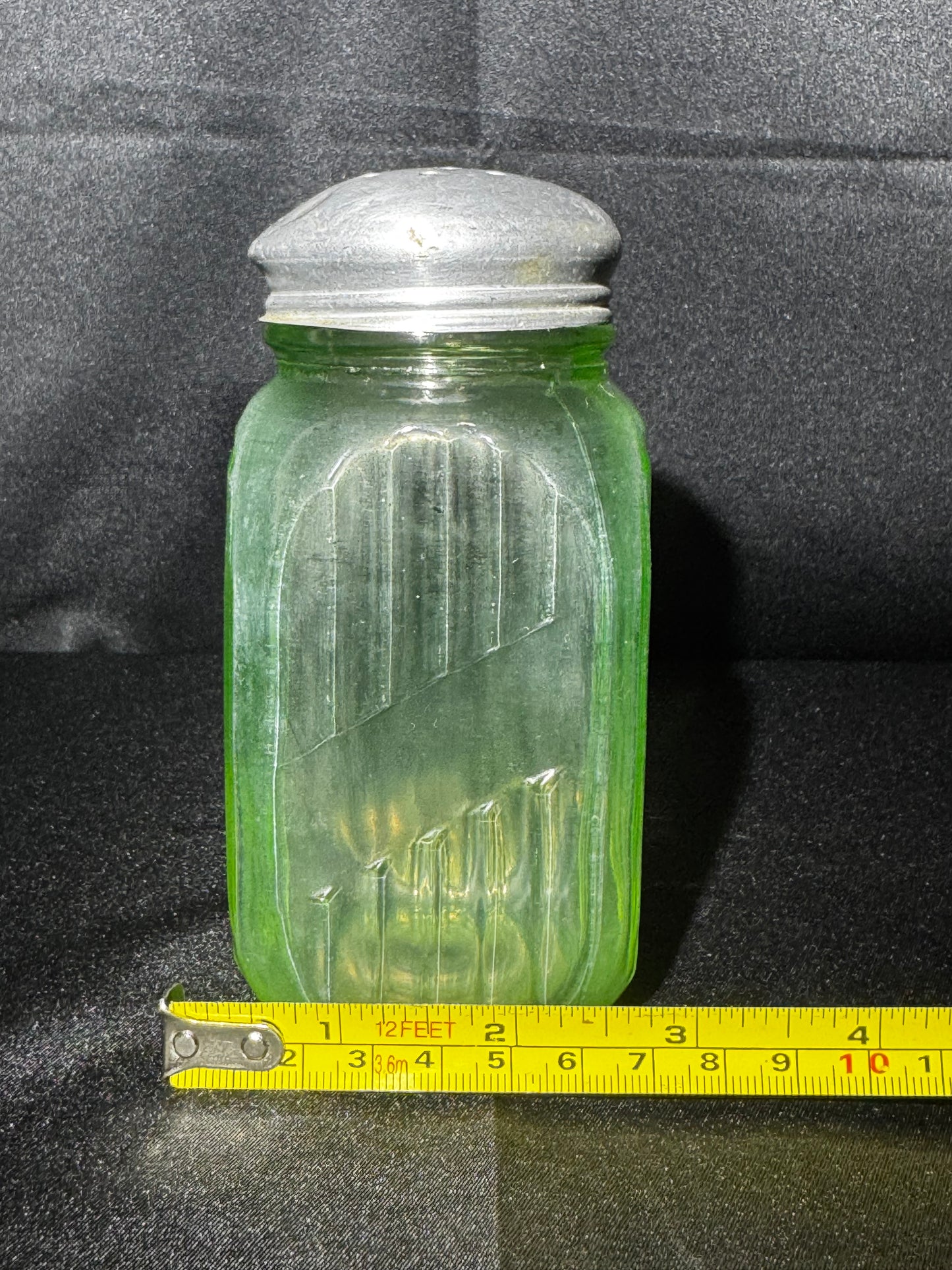 Vintage Anchor Hocking Uranium Glass Hoosier Shaker Ribbed Green Glass w/ Metal Lid