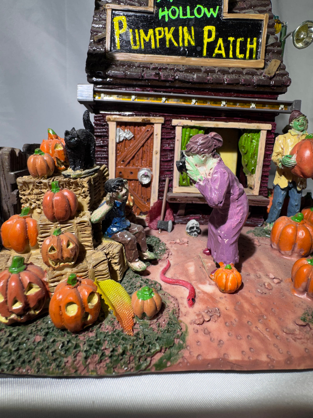 Lemax Spooky Town Spooky Hollow Pumpkin Patch #54902 – Retired 2015–2024 – Original Box