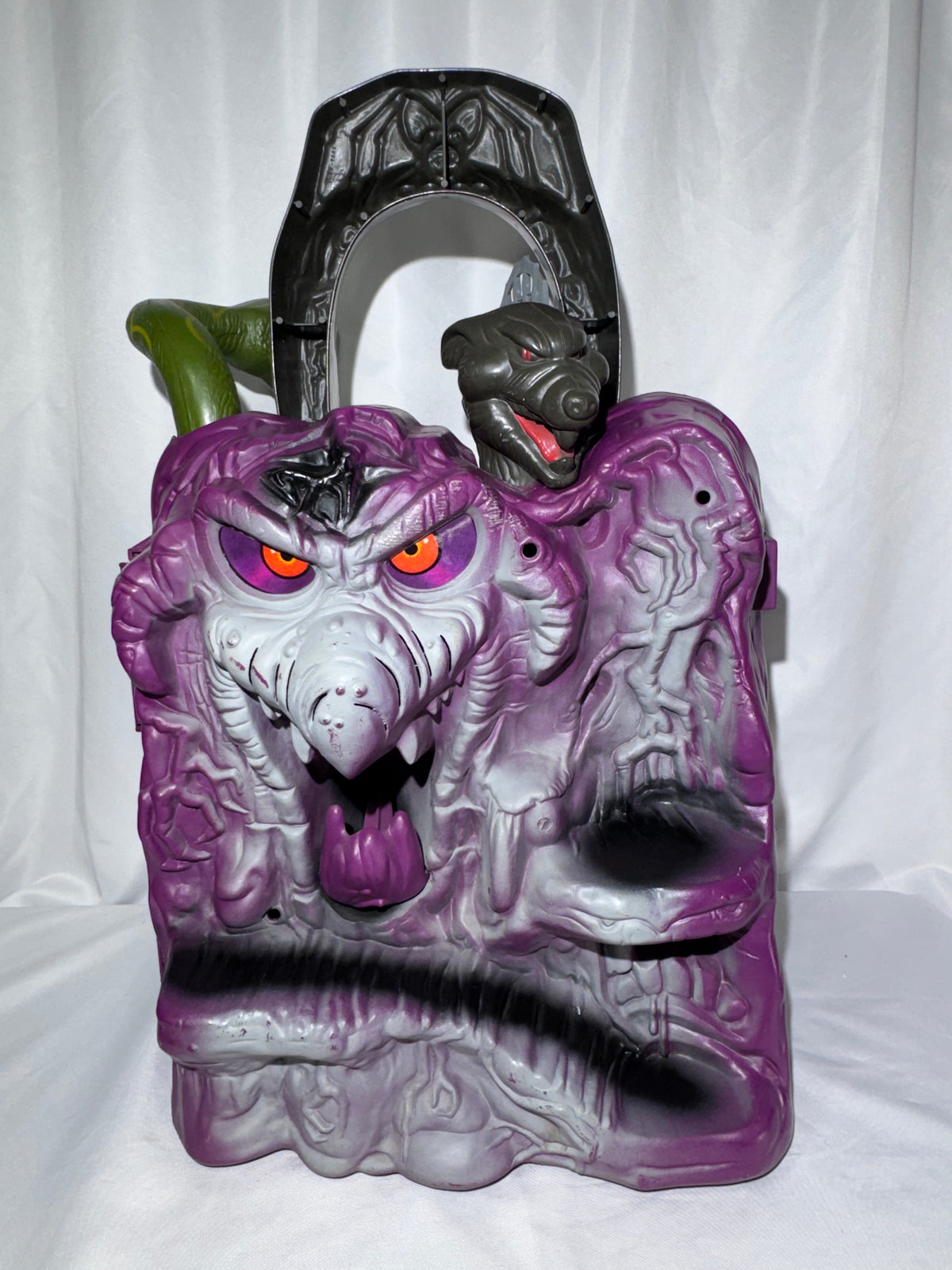 Vintage 1983/84 Mattel Masters of the Universe Snake Mountain Playset – Skeletor’s Lair Complete