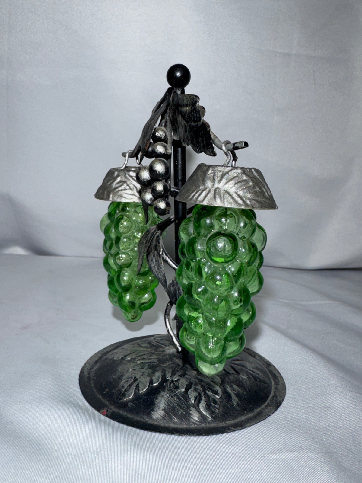 Vintage Green Glass Hanging Grape Salt & Pepper Shakers with Metal Vine Stand – 1950s–1960s