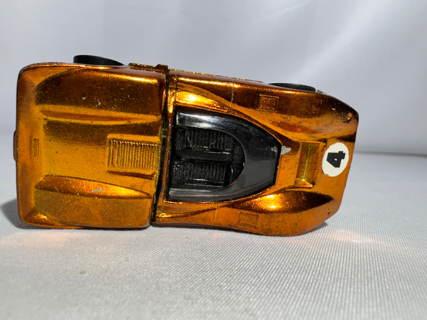 Hot Wheels McLaren M64 Redline – Gold – 1968 Mattel – US & Foreign Patent Pending