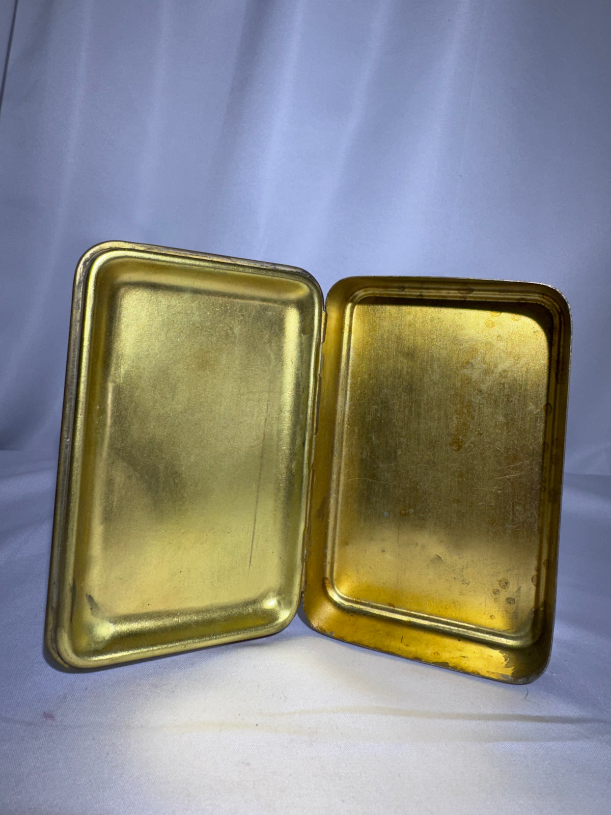 Original WWI 1914 Princess Mary Christmas Gift Tin – Embossed Brass – British Empire- empty