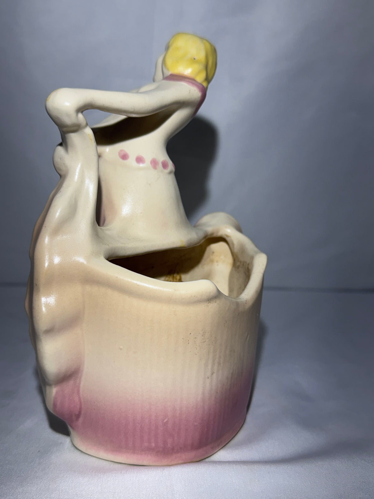 Vintage Hull Pottery Dancing Lady Planter #955 – 1940s Art Deco Figural Vase – Hairline Crack