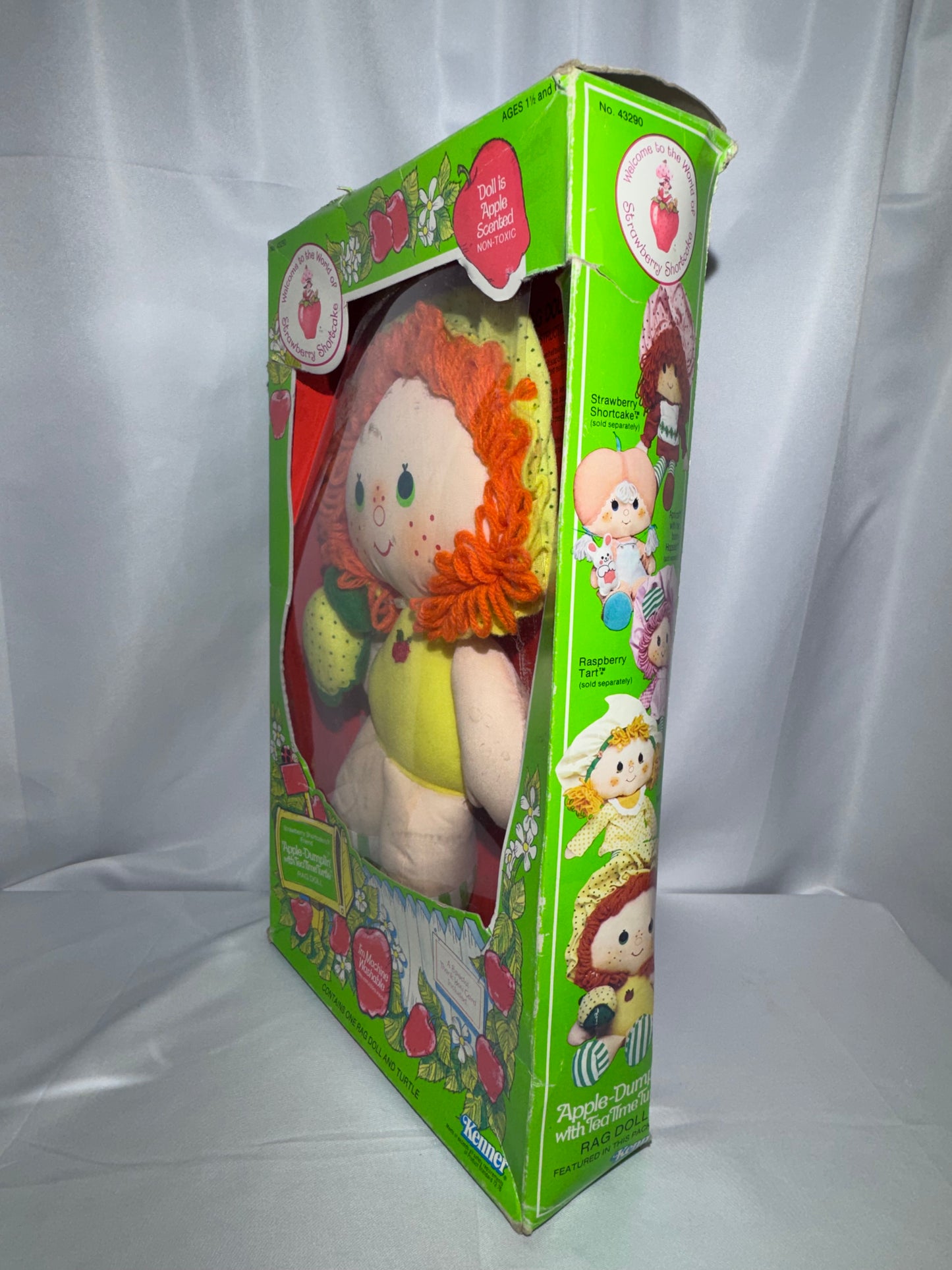 Vintage 1980 Kenner Strawberry Shortcake Apple Dumplin’ Doll w/ Turtle Boxed