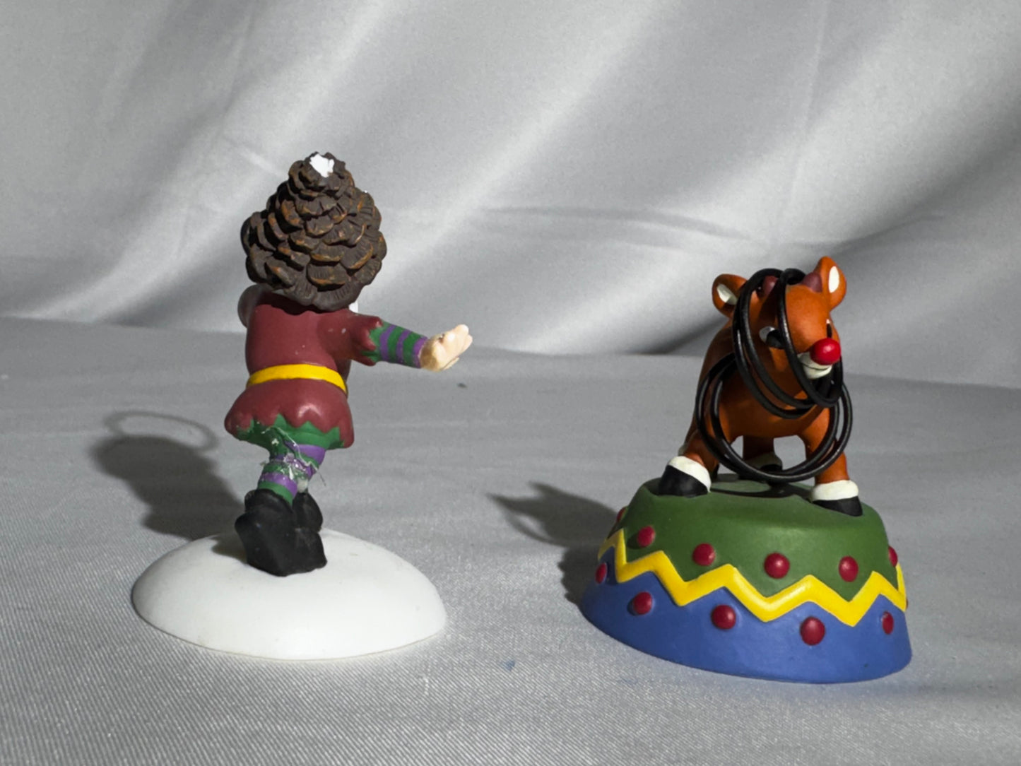 Department 56 North Pole Woods Ring Toss #56931 Retired Elf & Rudolph Figurine Set w/ Box