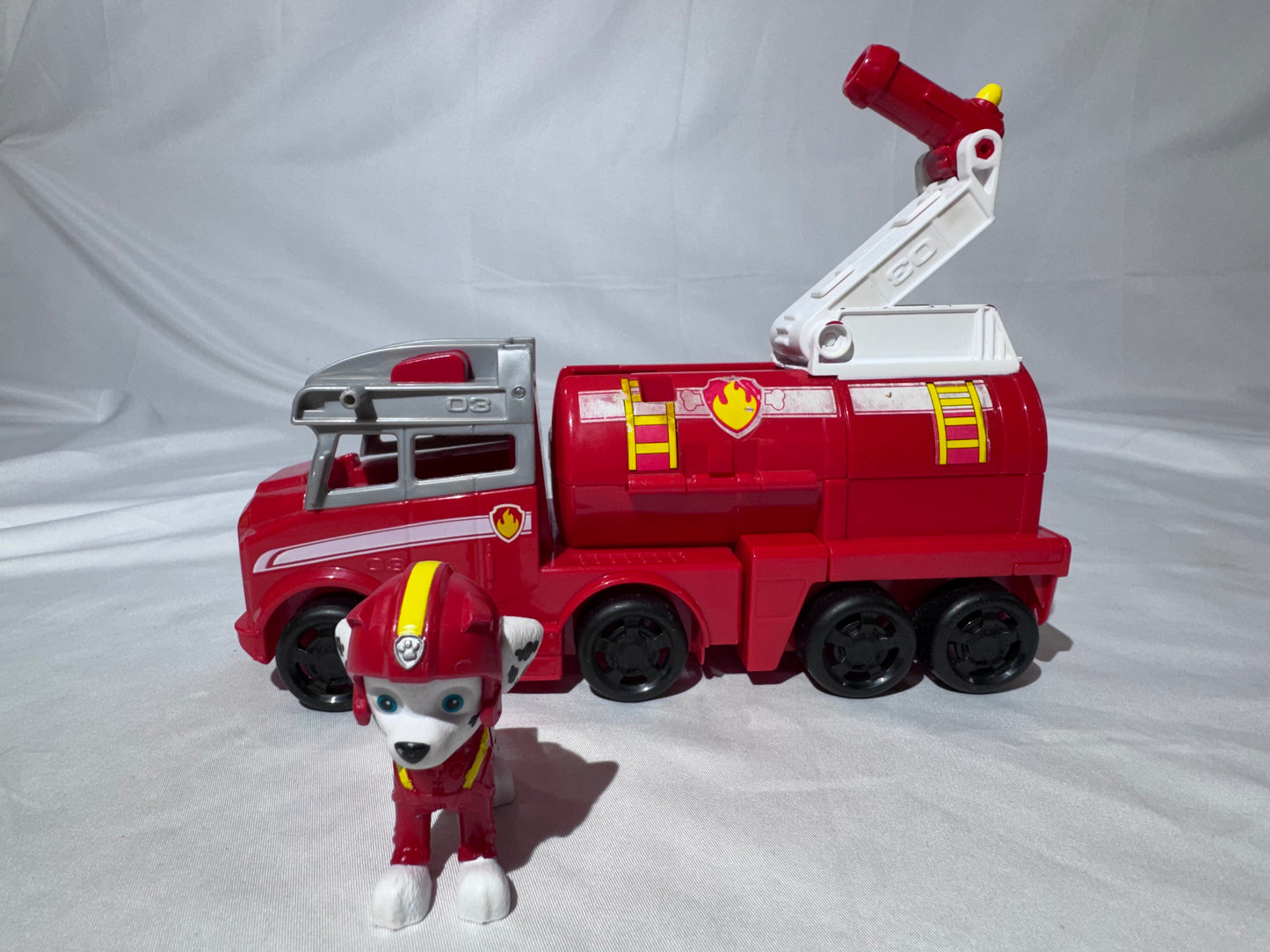 PAW Patrol Big Truck Pups Truck Stop HQ Playset – Complete Crew & Trucks