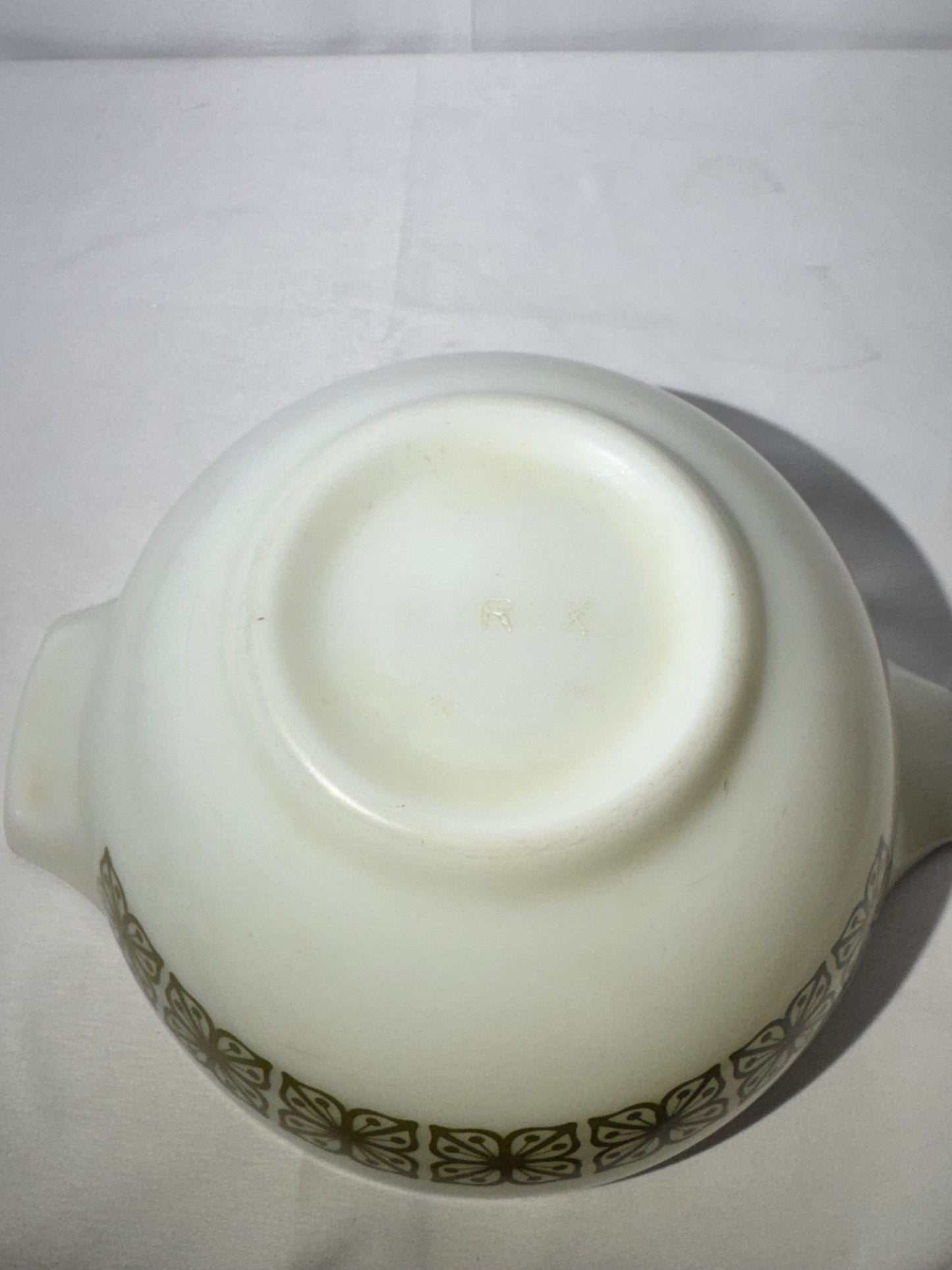 Vintage Pyrex 1.5 Qt Cinderella Bowl – Autumn Floral / Dutch Clover (Verde Square Flowers) – #442