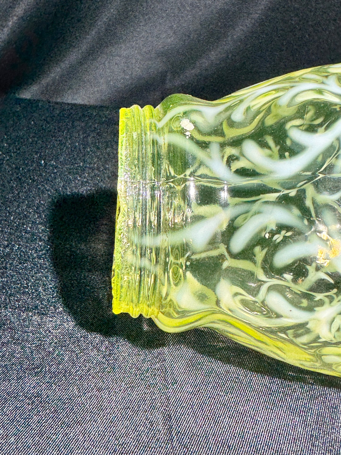 Northwood Spanish Lace Uranium Glass Shaker – Vaseline Opalescent