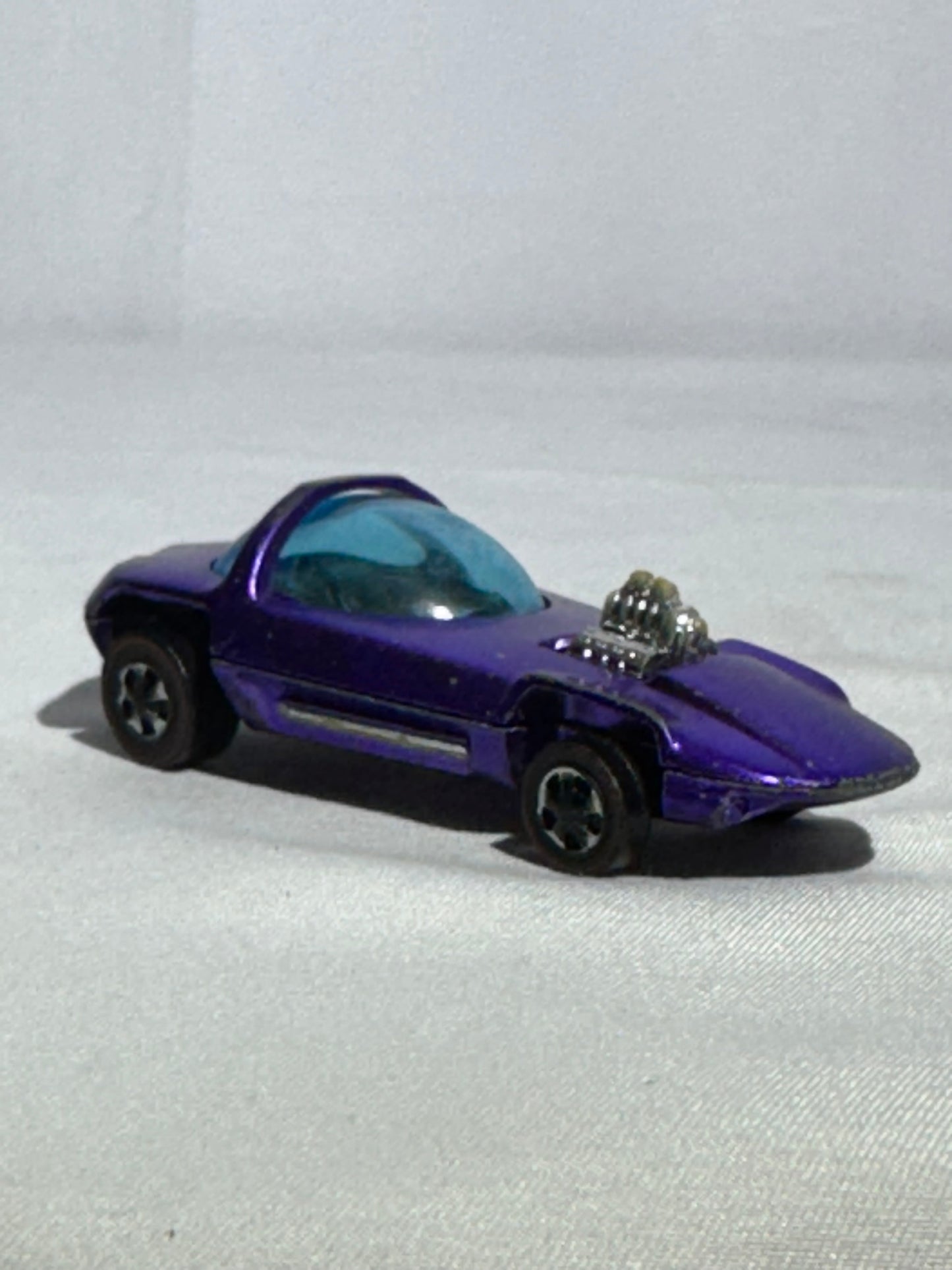 Hot Wheels Redline 1968 Silhouette – Purple – Sweet 16 Series – Mattel