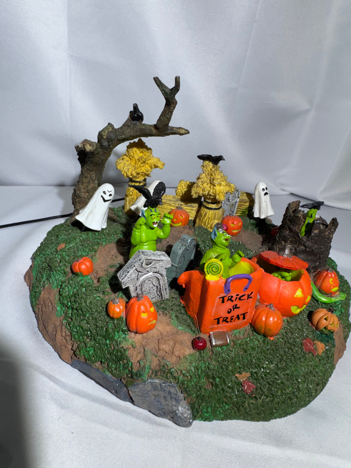 Lemax Spooky Town Playful Spirits Table Accent 2007 – AS-IS