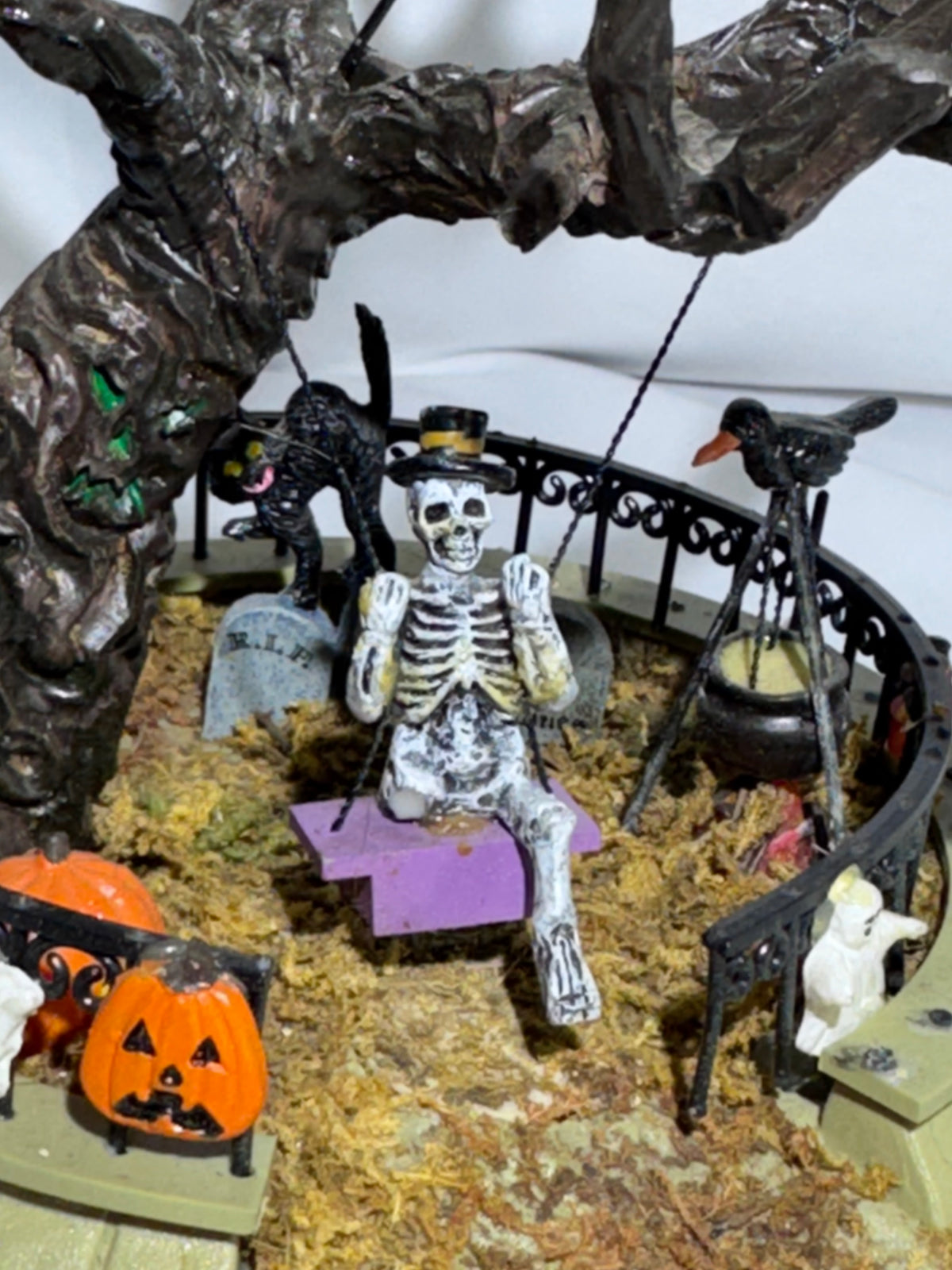 Lemax Spooky Town Witch’s Joyride #44109 – 2004 – Retired – AS-IS / Repair