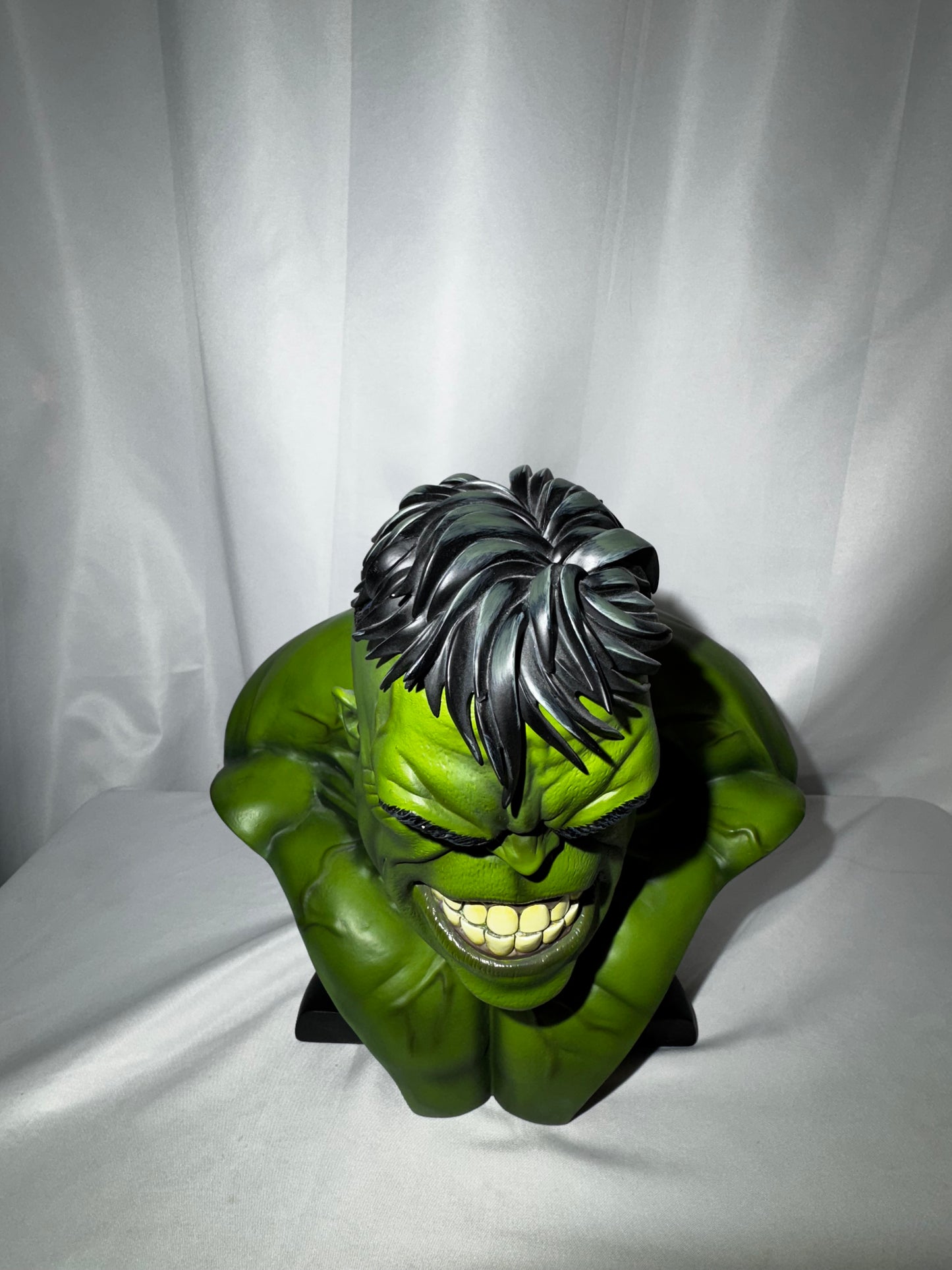 Sideshow Collectibles Legendary Scale Hulk Bust #230/400 Marvel Statue w/ Box 10.5”