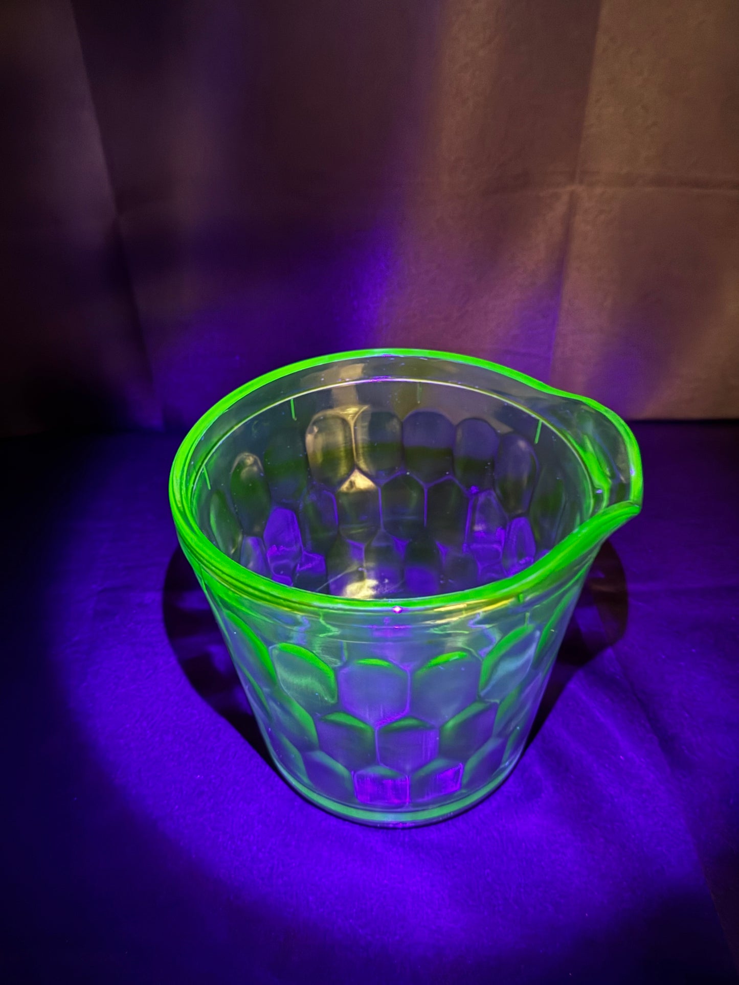 Vintage Jeannette Glass Green Uranium Glass Ice Bucket Hex Optic Honeycomb Depression Glass