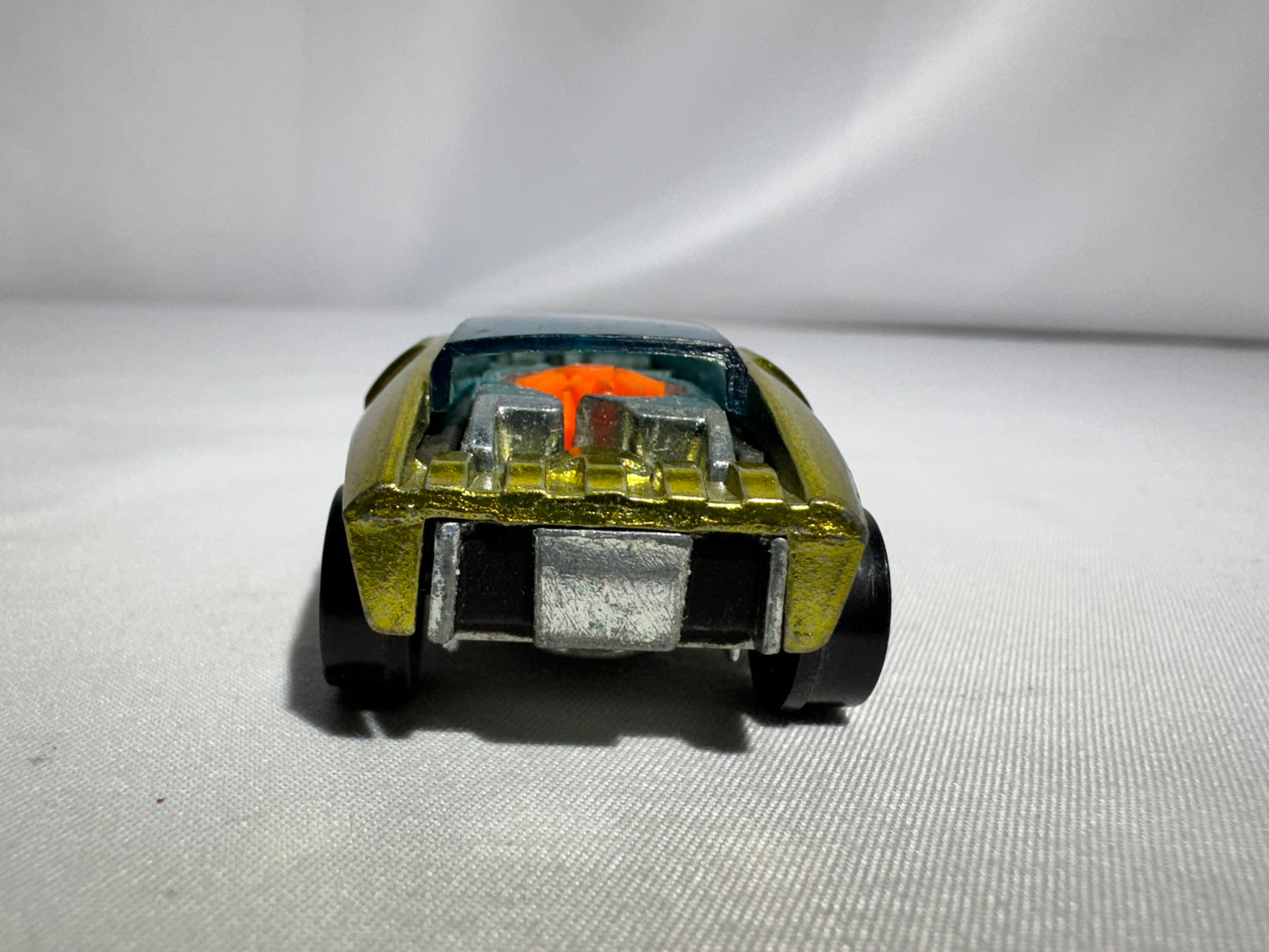 Hot Wheels Redline – Gold Whip Creamer (1969 Mattel)