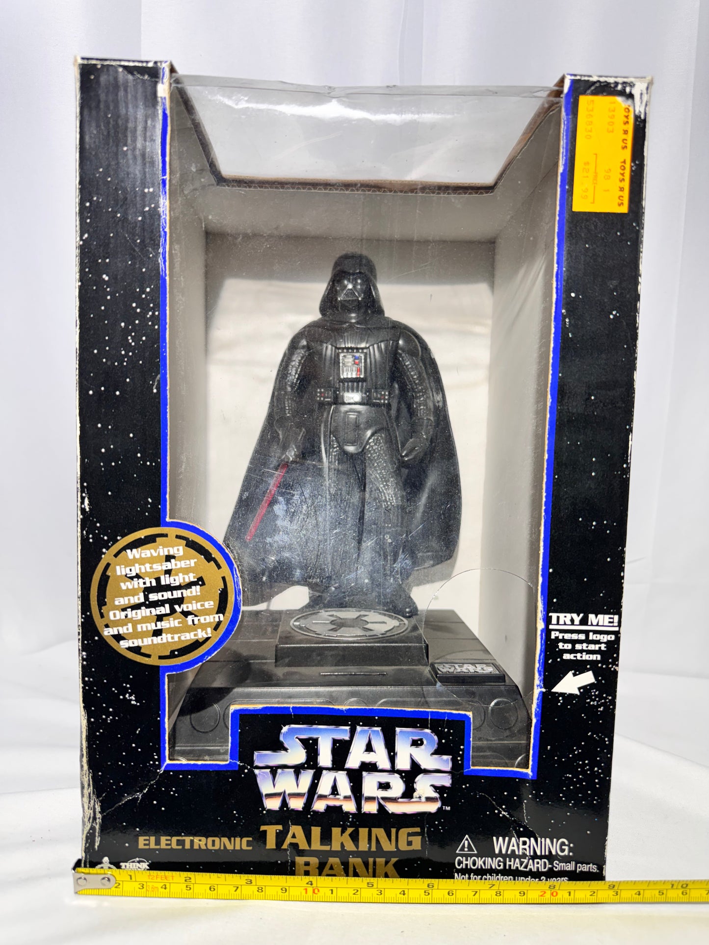 Vintage 1996 Star Wars Darth Vader Electronic Talking Bank – Thinkway Toys – in original Box