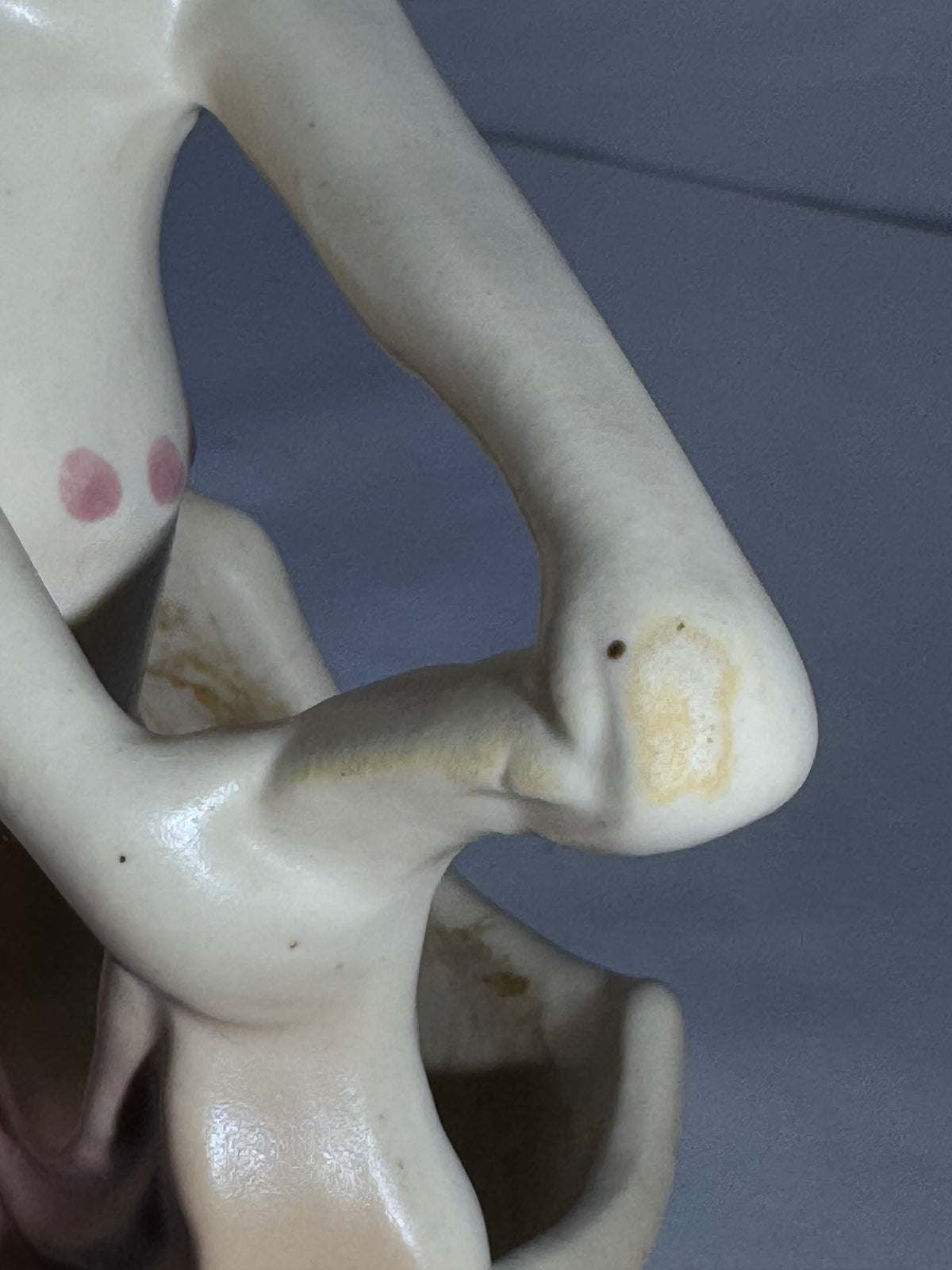Vintage Hull Pottery Dancing Lady Planter #955 – 1940s Art Deco Figural Vase – Hairline Crack