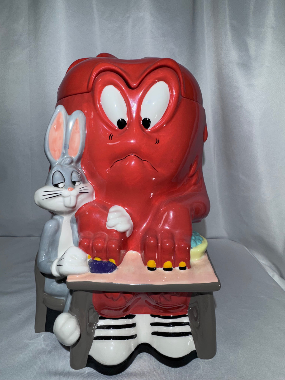 Vintage 1997 Warner Bros. Studio Store Bugs Bunny & Gossamer Cookie Jar – Original Box
