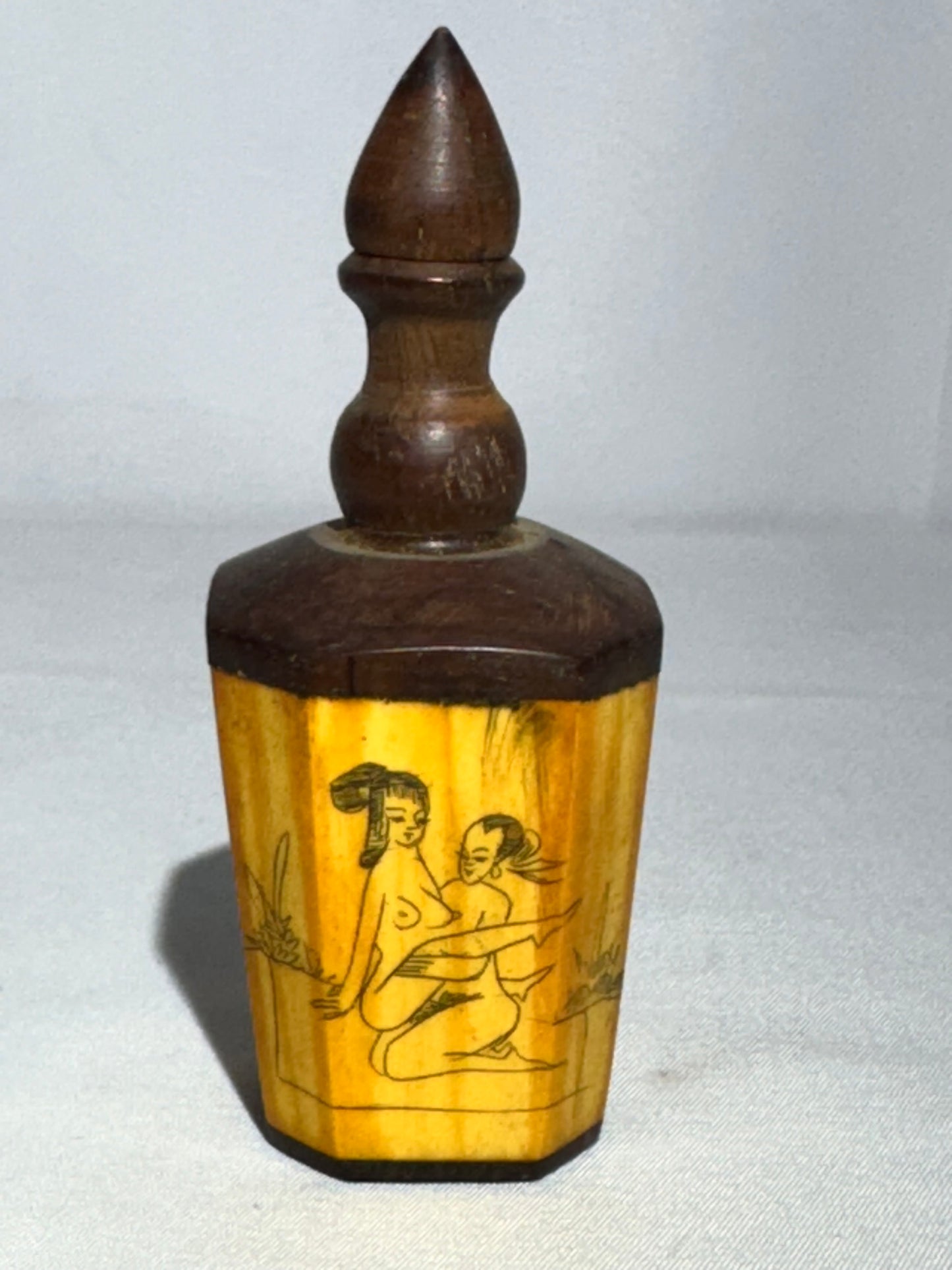 Antique Chinese Bovine Bone & Wood Snuff Bottle – Eight-Sided Hand-Painted Scrimshaw Erotic Scene