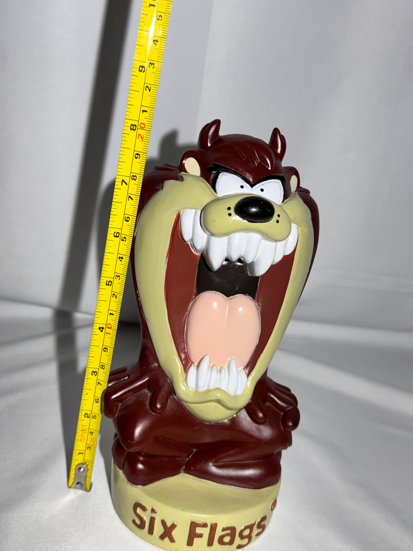Vintage Taz Piggy Bank – Six Flags – 1996 Warner Bros. Looney Tunes