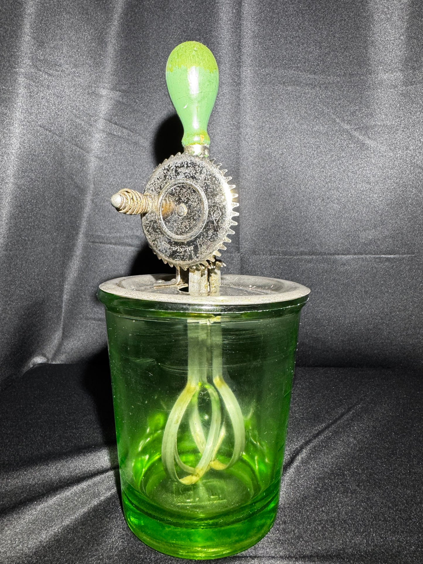 Vintage D&B Uranium Glass 4 Cup Measuring Cup A&J Hand Crank Mixer UV Glow Antique 11” Tall