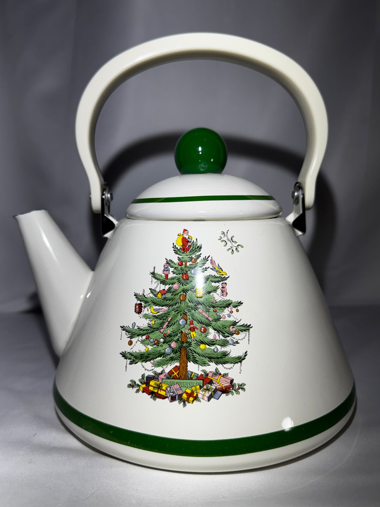 Spode Christmas Tree 2.5 Qt Whistling Tea Kettle Porcelain Enamel on Steel w/ Box