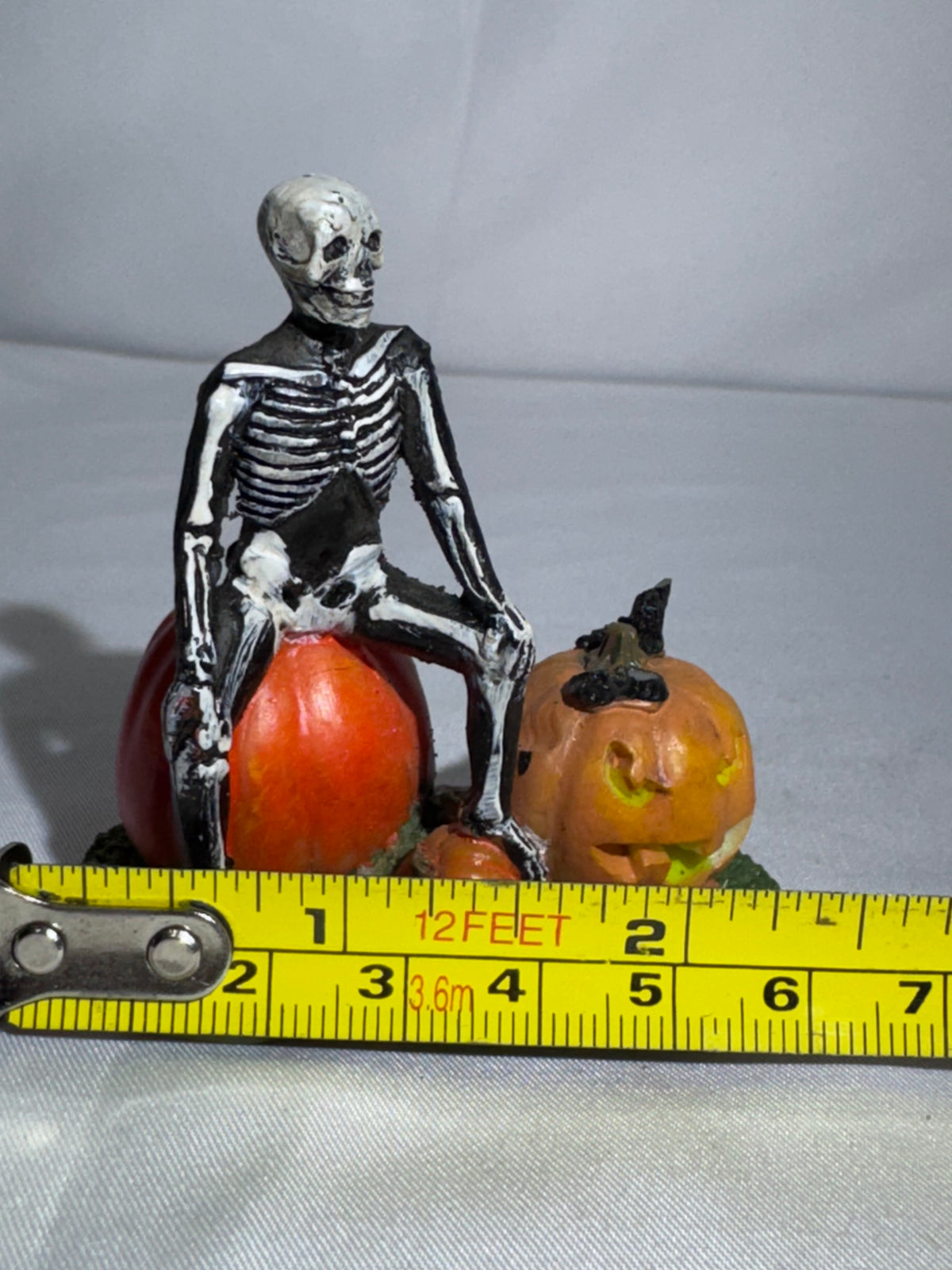 LEMAX Spooky Town Halloween Companions – Retired Halloween Figurine – Missing Black Cat
