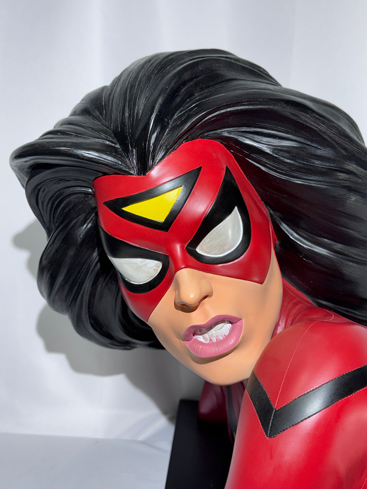 Dynamic Forces / Upper Deck Authenticated Spider-Woman 1:1 Scale Bust – Alex Ross – #221/305