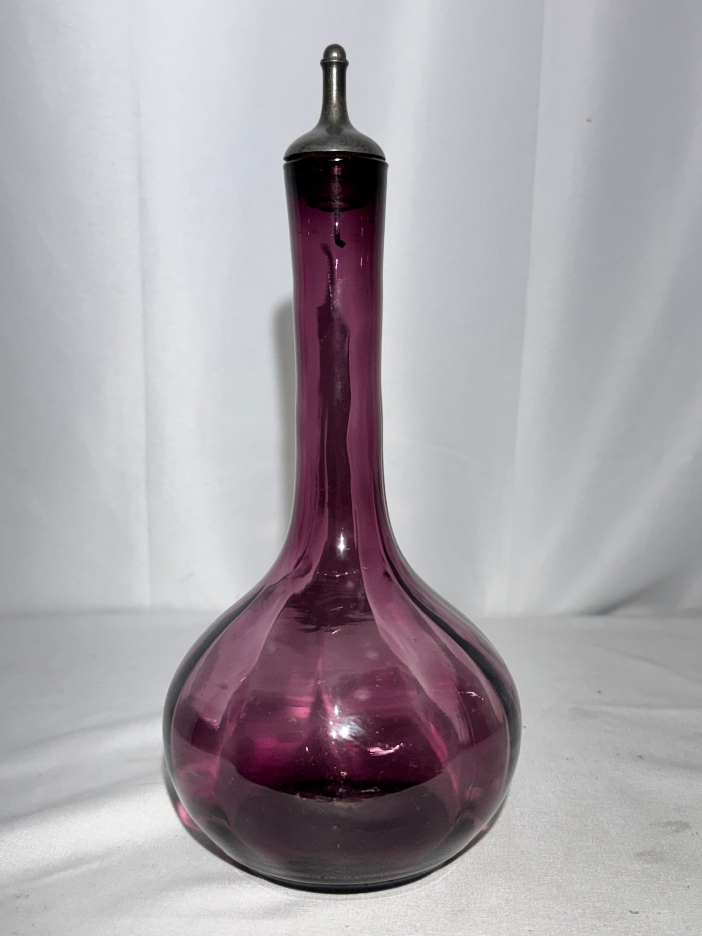 Vintage Amethyst Glass Decanter / Barber Bottle with Stopper – 19th Century Style