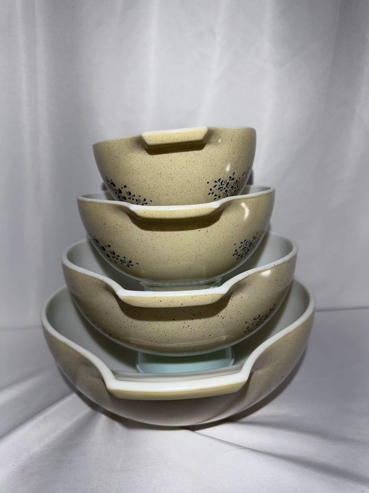 Vintage Pyrex Homestead Blue Floral Cinderella Mixing Bowl Set of 4 Nesting Bowls