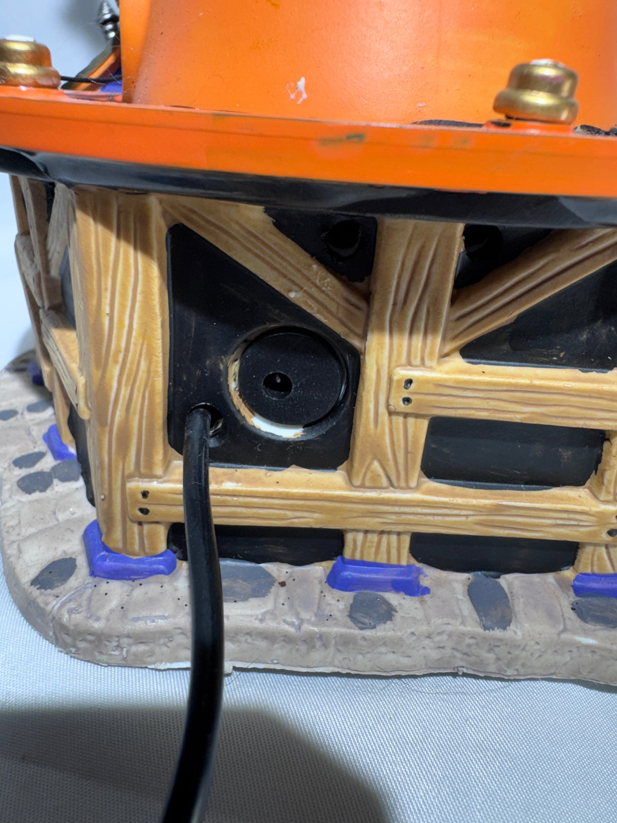 Lemax Spooky Town Witch’s Hat Carnival Ride #84744 – Retired 2008 – Halloween Village