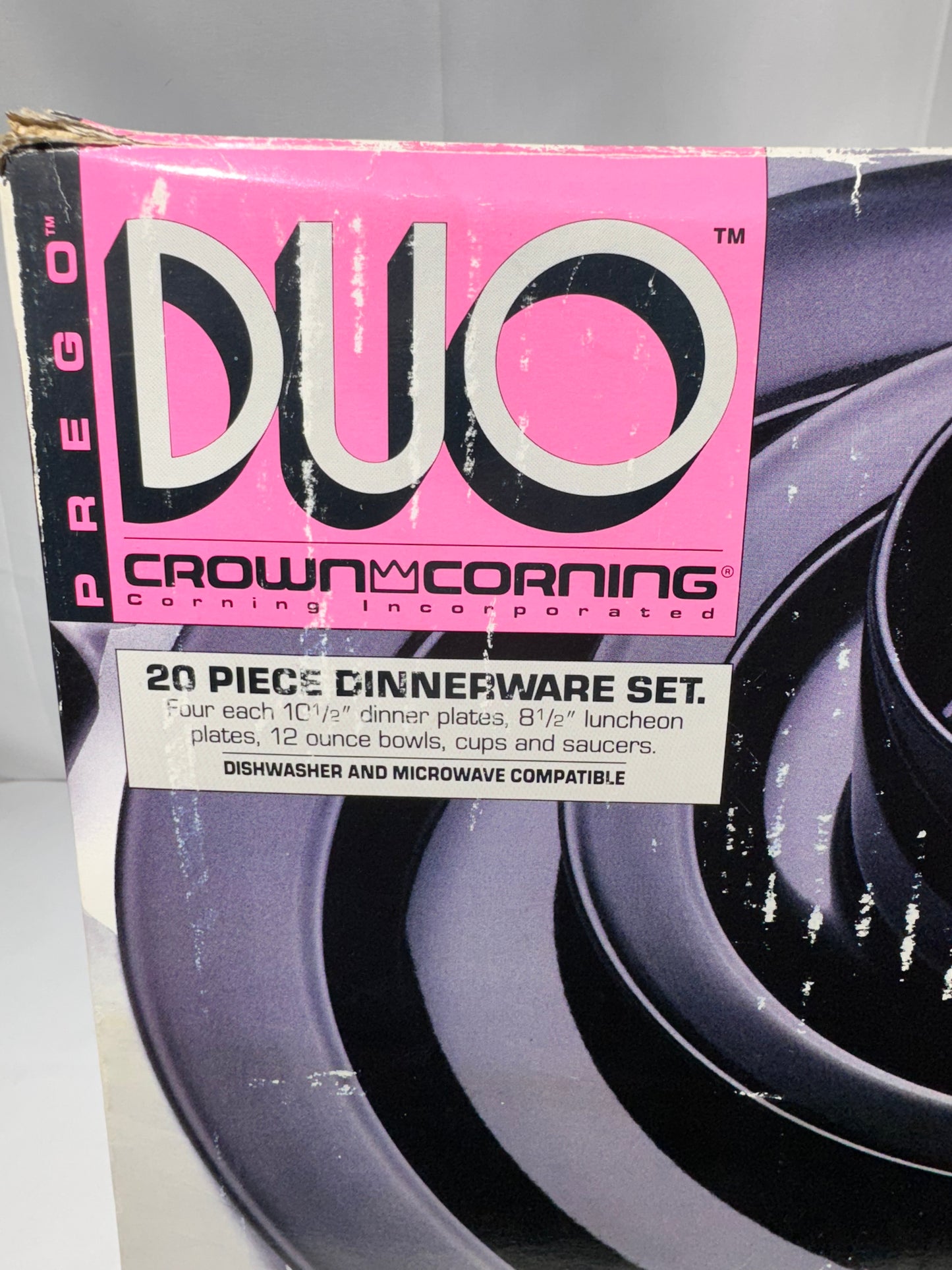 Crown Corning 20 piece Dinnerware set-9230-BBK- Stoneware - Black