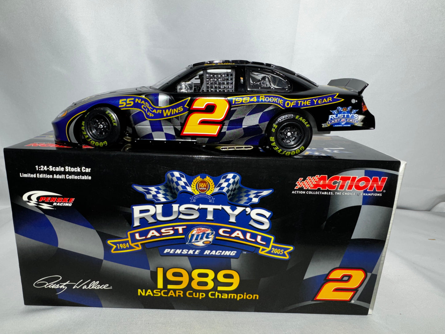 Action Collectibles Rusty Wallace 1989 Penske Racing 1:24 Diecast NASCAR Autographed w/ Box