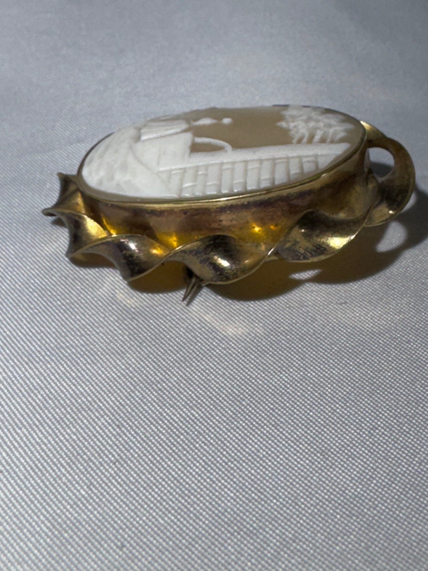 Antique/Vintage Victorian-Style Carved Shell Cameo Brooch – Rebecca at the Well – Gold-Tone Frame