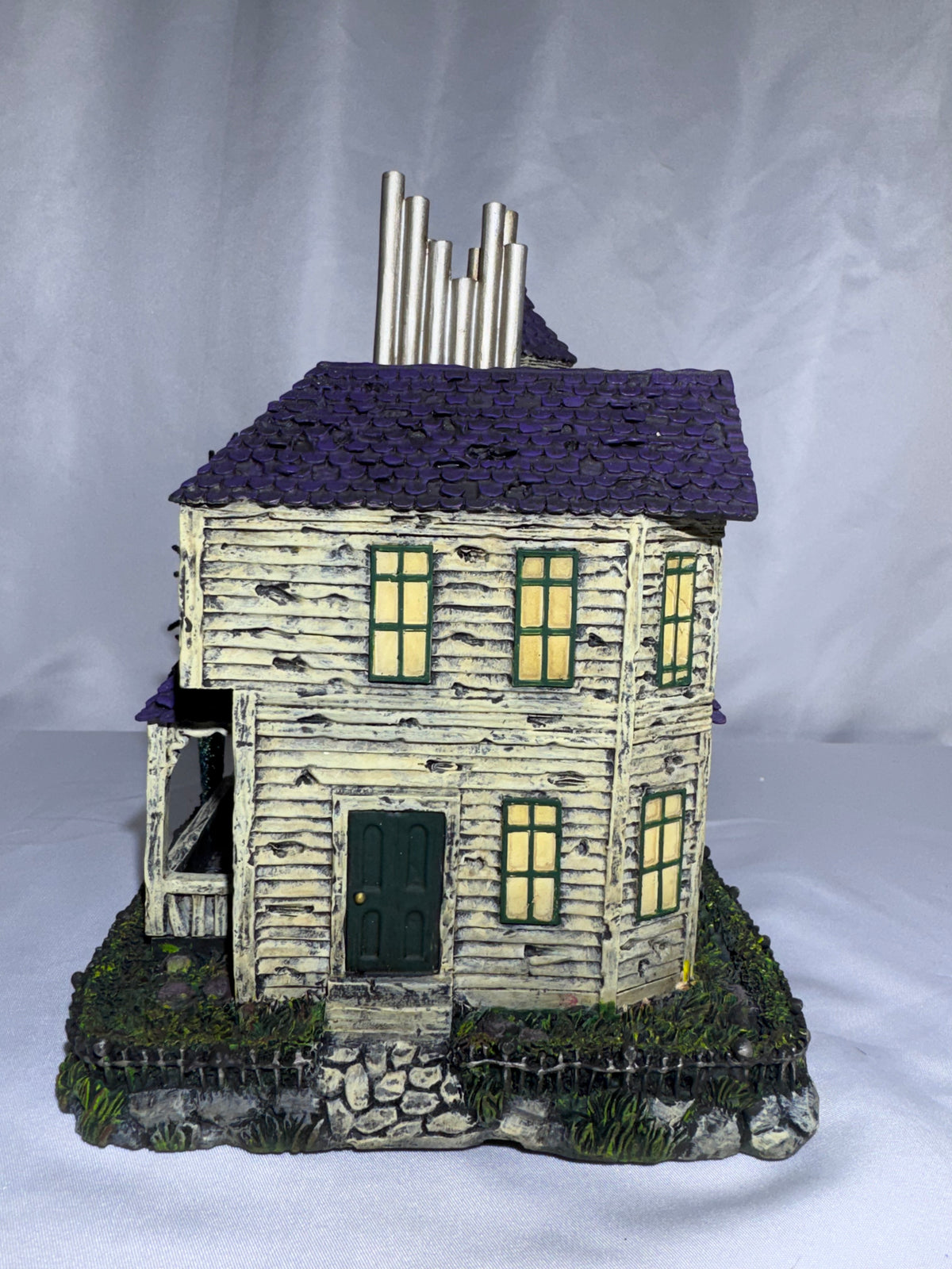 Hawthorne Village The Munsters Mockingbird Lane Music Store – A0201 – Halloween Village