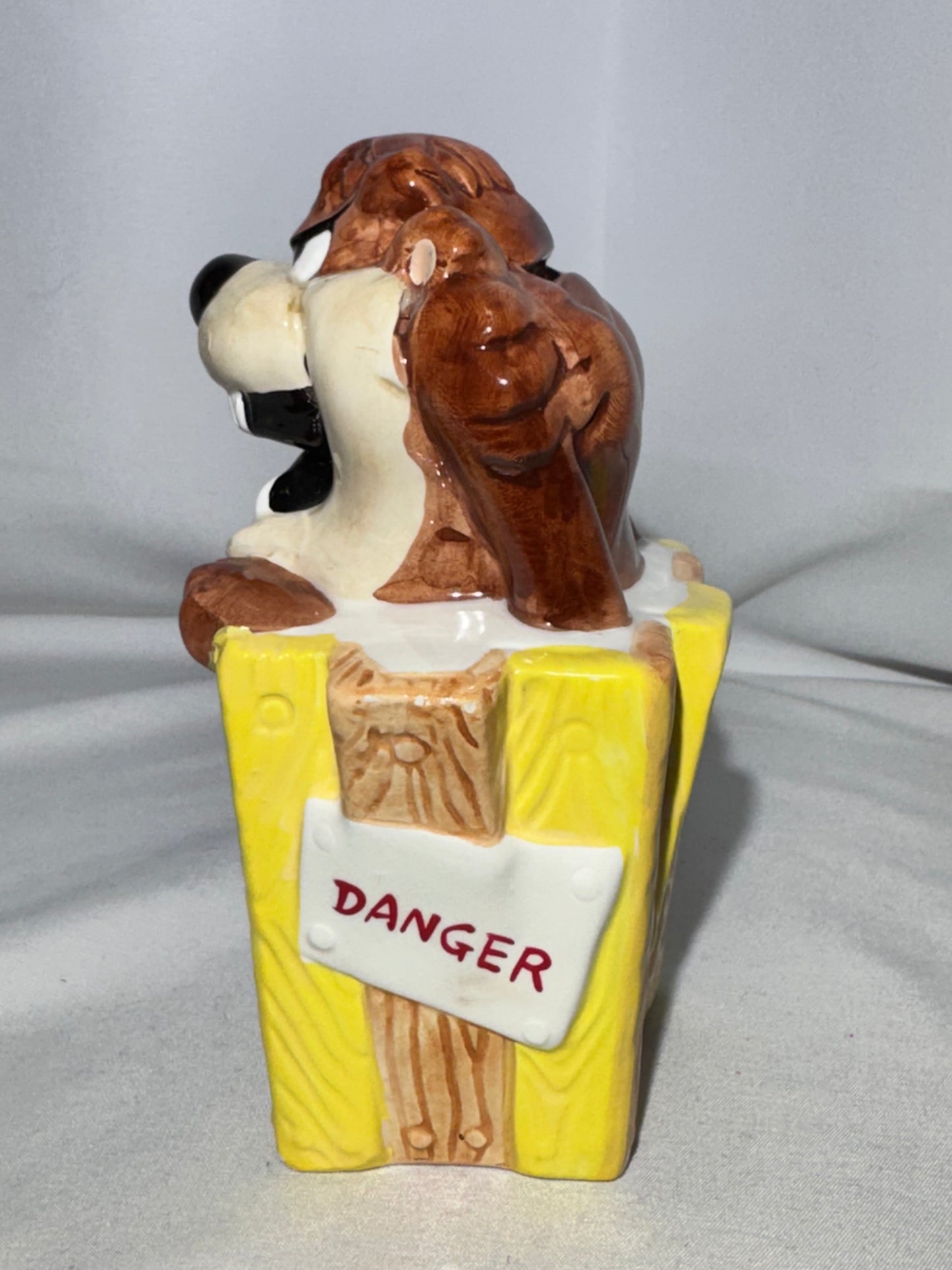 Vintage 1988 Taz Bank – Applause – Warner Bros. Looney Tunes