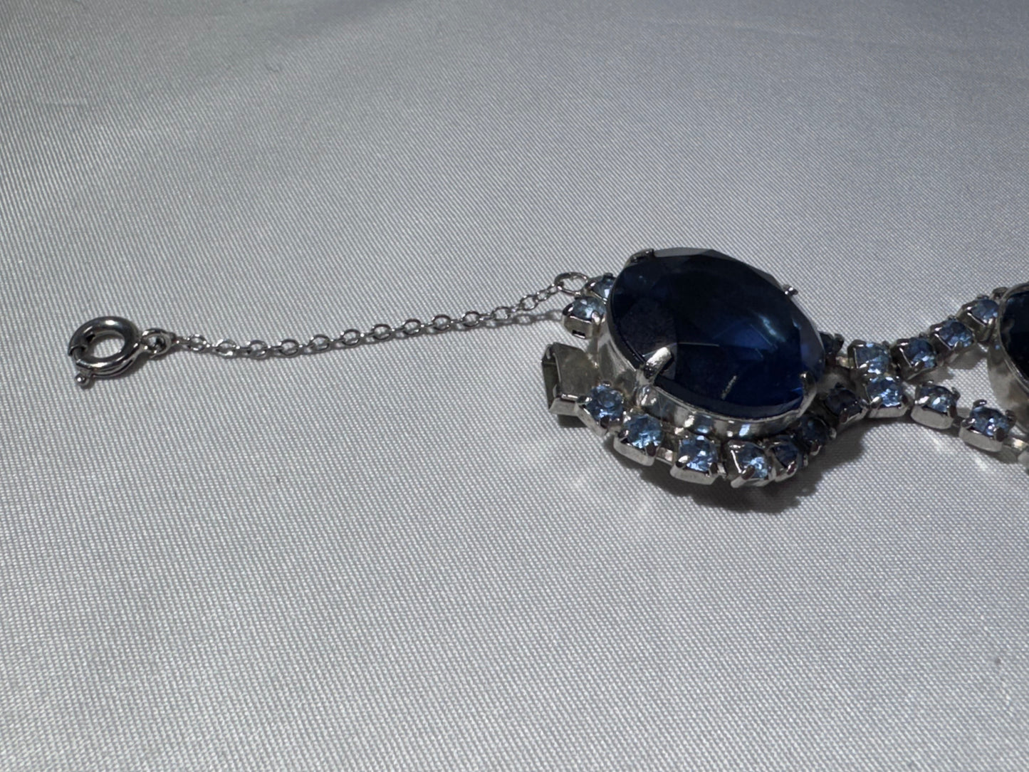 Vintage 1950s-60s Blue Rhinestone Link Bracelet Silver Tone Sapphire Glass