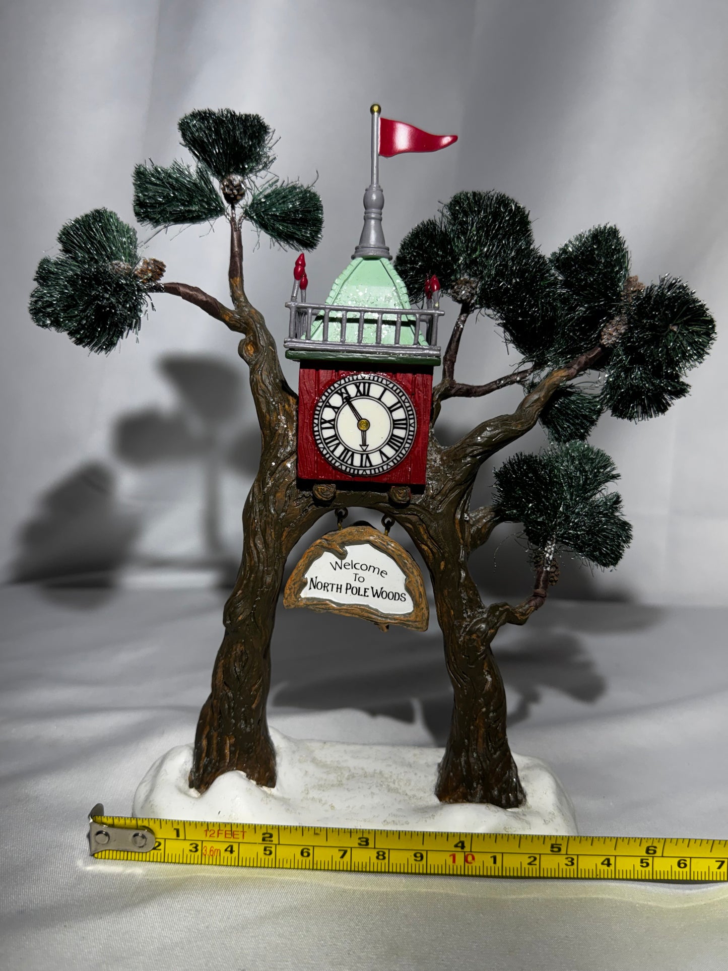 Department 56 North Pole Woods Gateway Entrance #56920 Tree Arch Retired w/ Box 2000