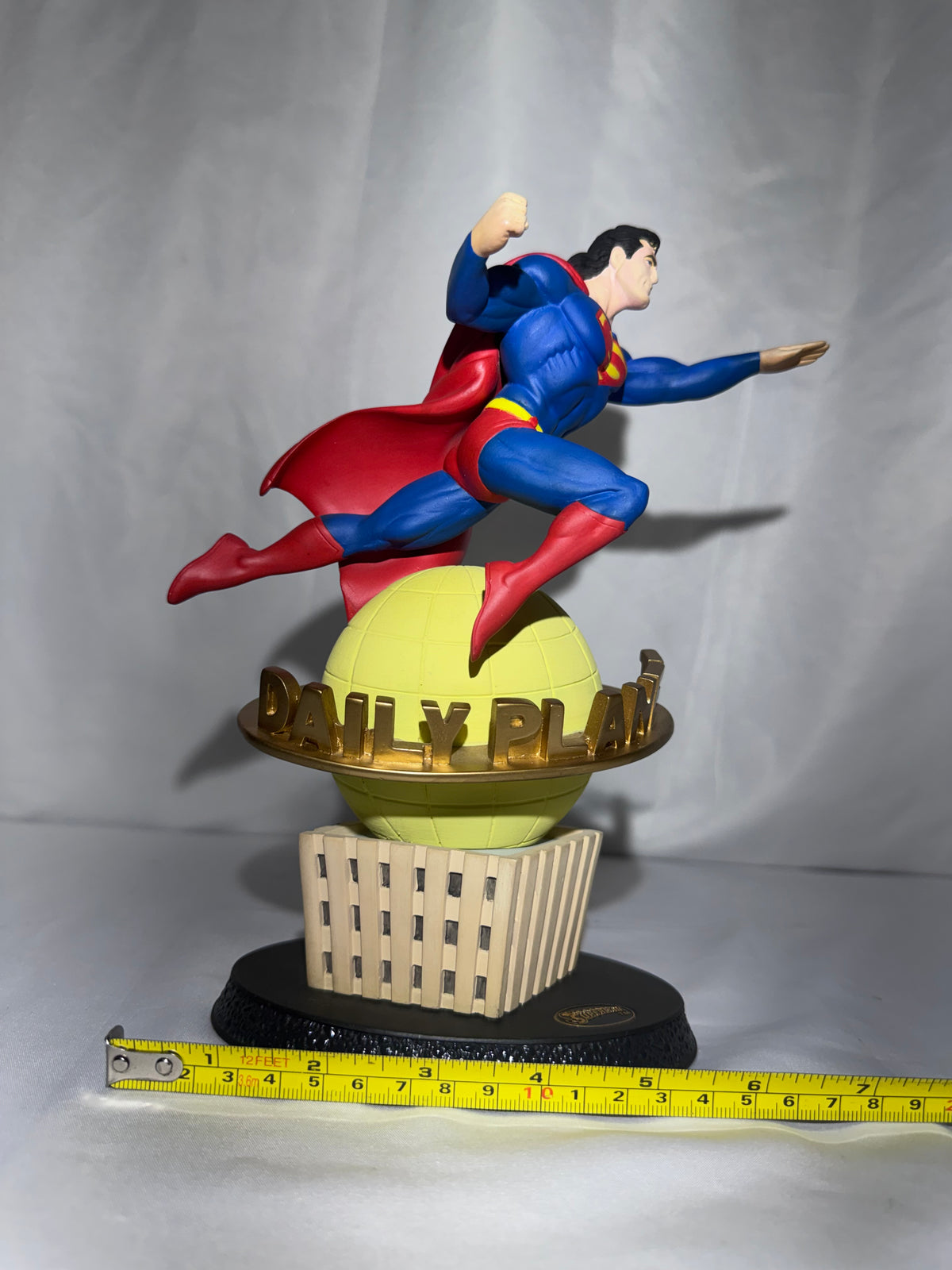 Hallmark 1996 DC Super Heroes Modern Era Superman “In a Single Bound” Figurine