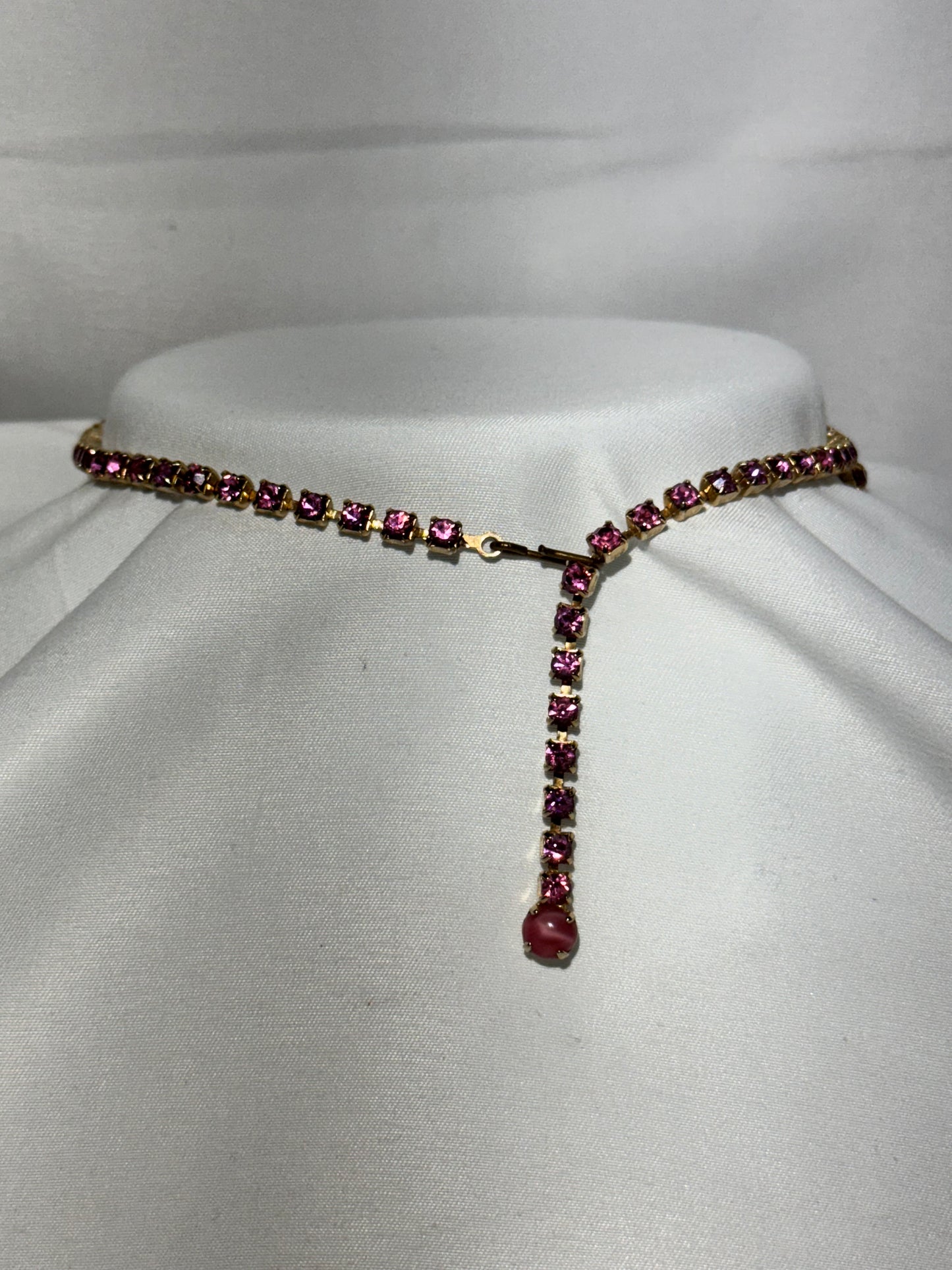 Vintage Pink Rhinestone Necklace with Cabochon Stone & Gold-Tone Setting – Adjustable 15” Length with Five Dangles