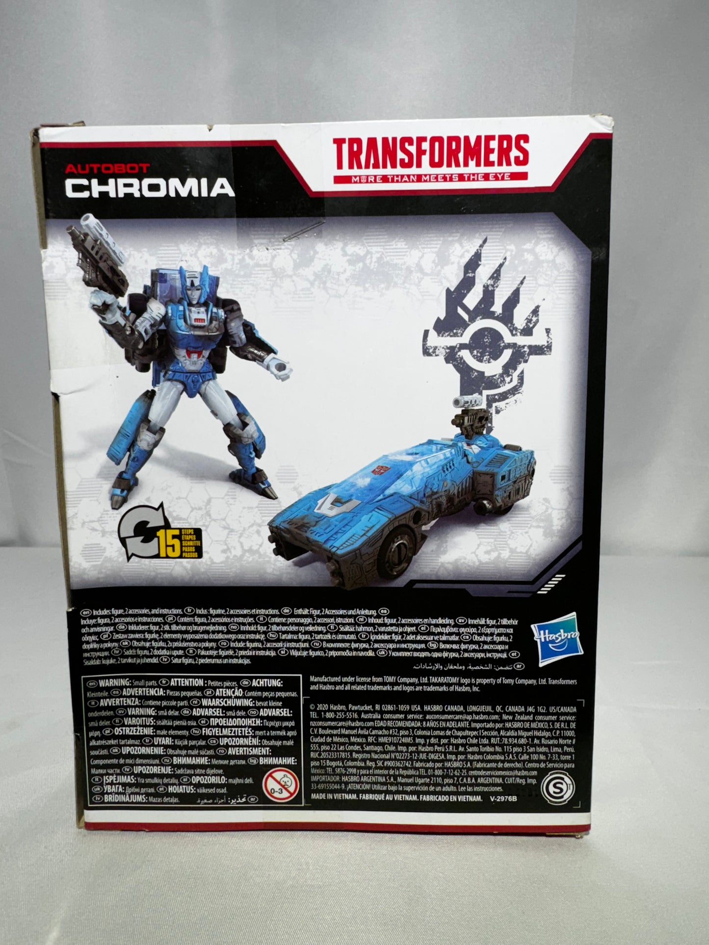 Hasbro Transformers Generations War for Cybertron Series-Inspired Deluxe Class Chromia action figure
