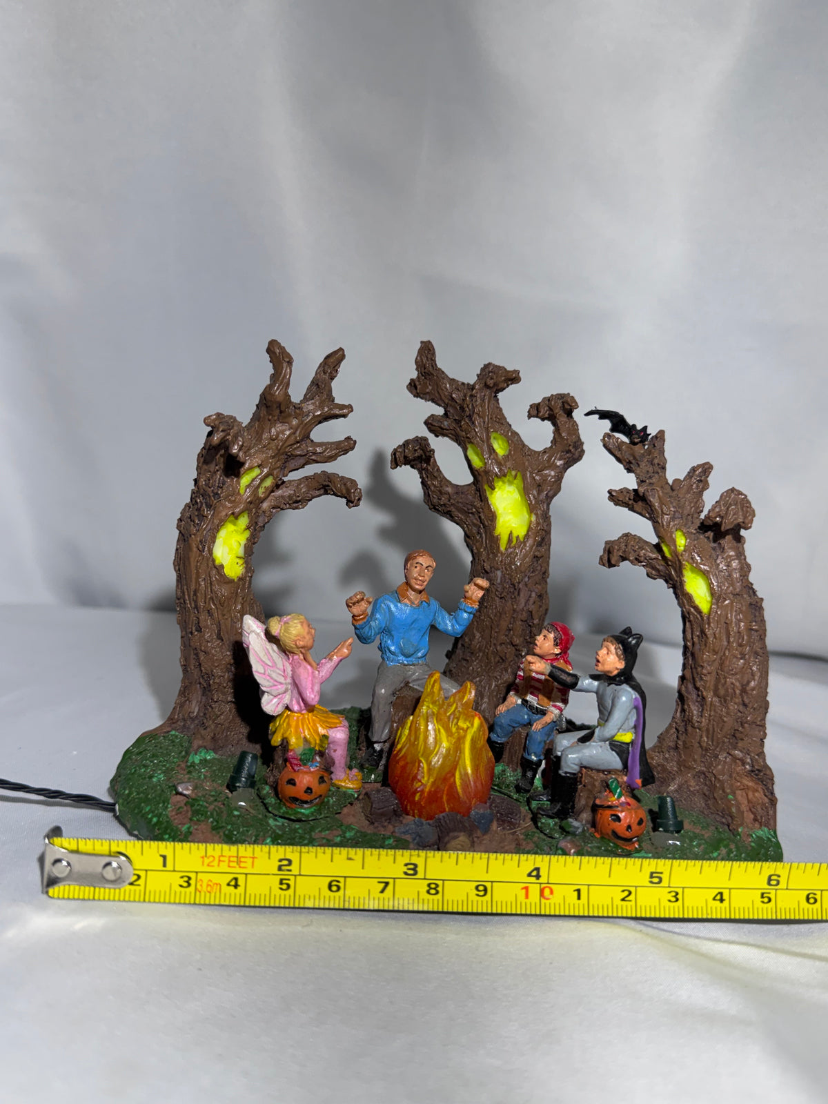 Lemax Spooky Town “Scary Stories” Lighted Table Accent # — 2010 Retired