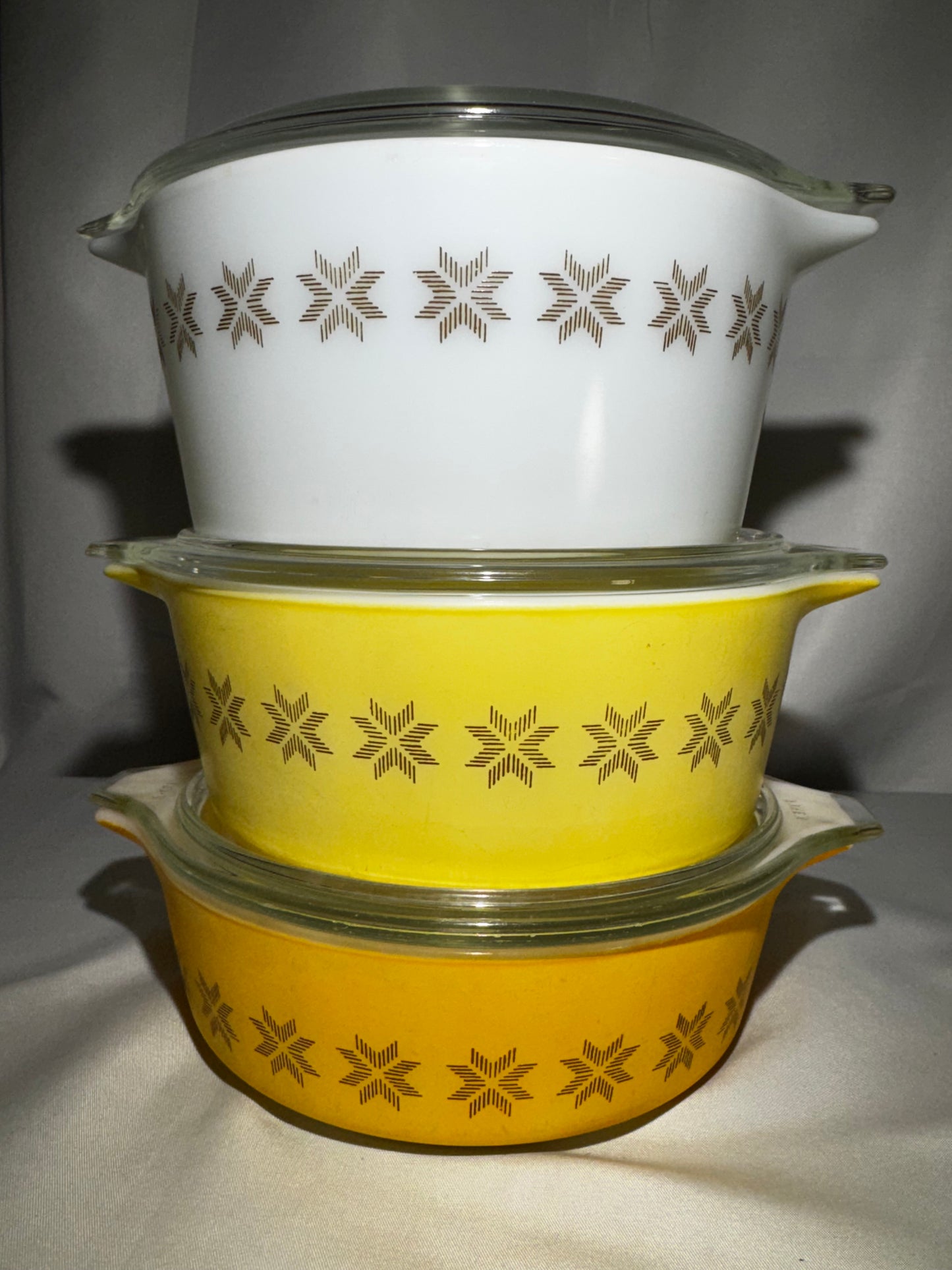 Vintage Pyrex Town & Country Cross Stitch Star Casserole Set 471 472 473 w/Lids Brown