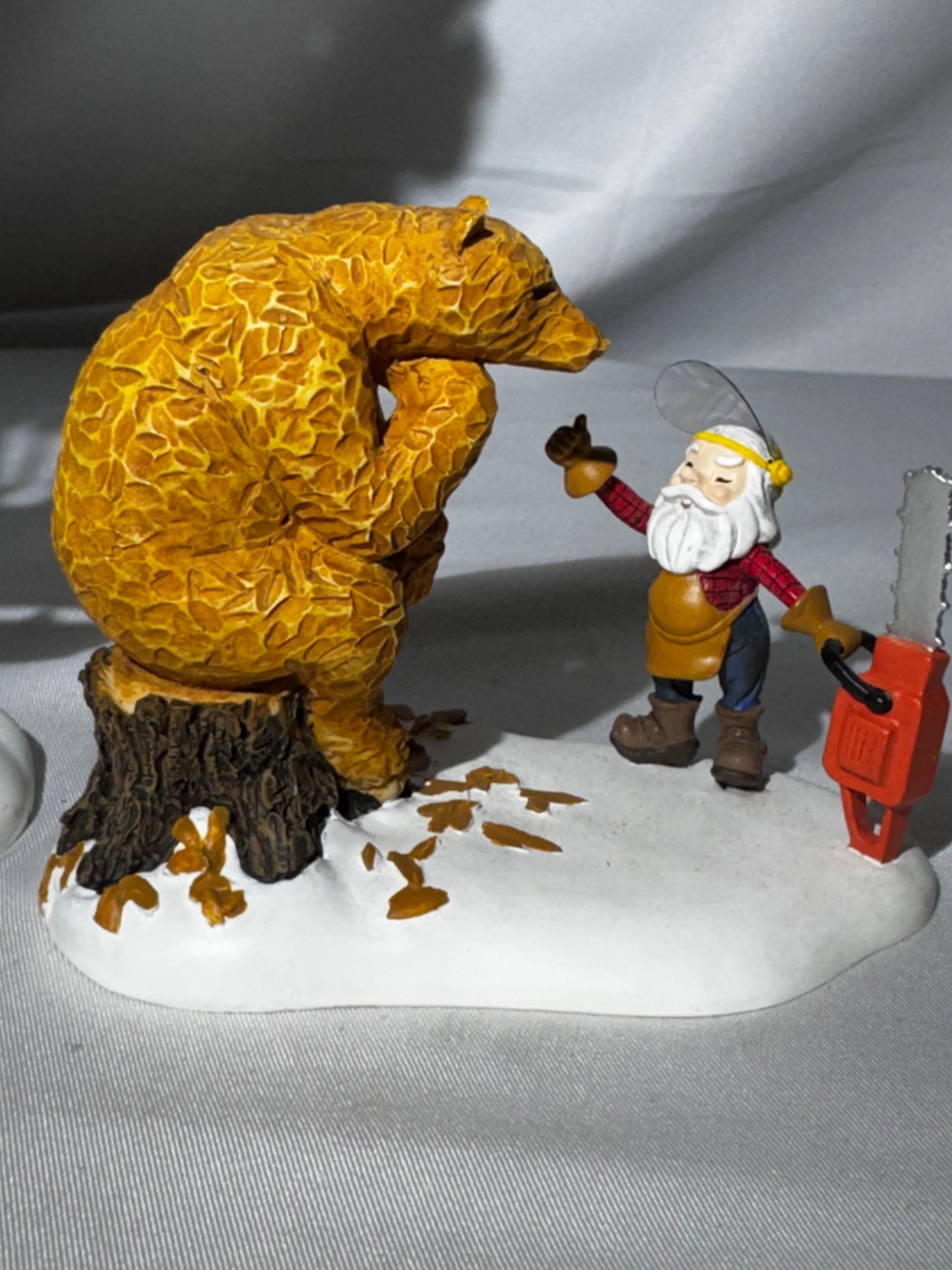 Department 56 North Pole Woods “Chisel McTimber Art Studio”