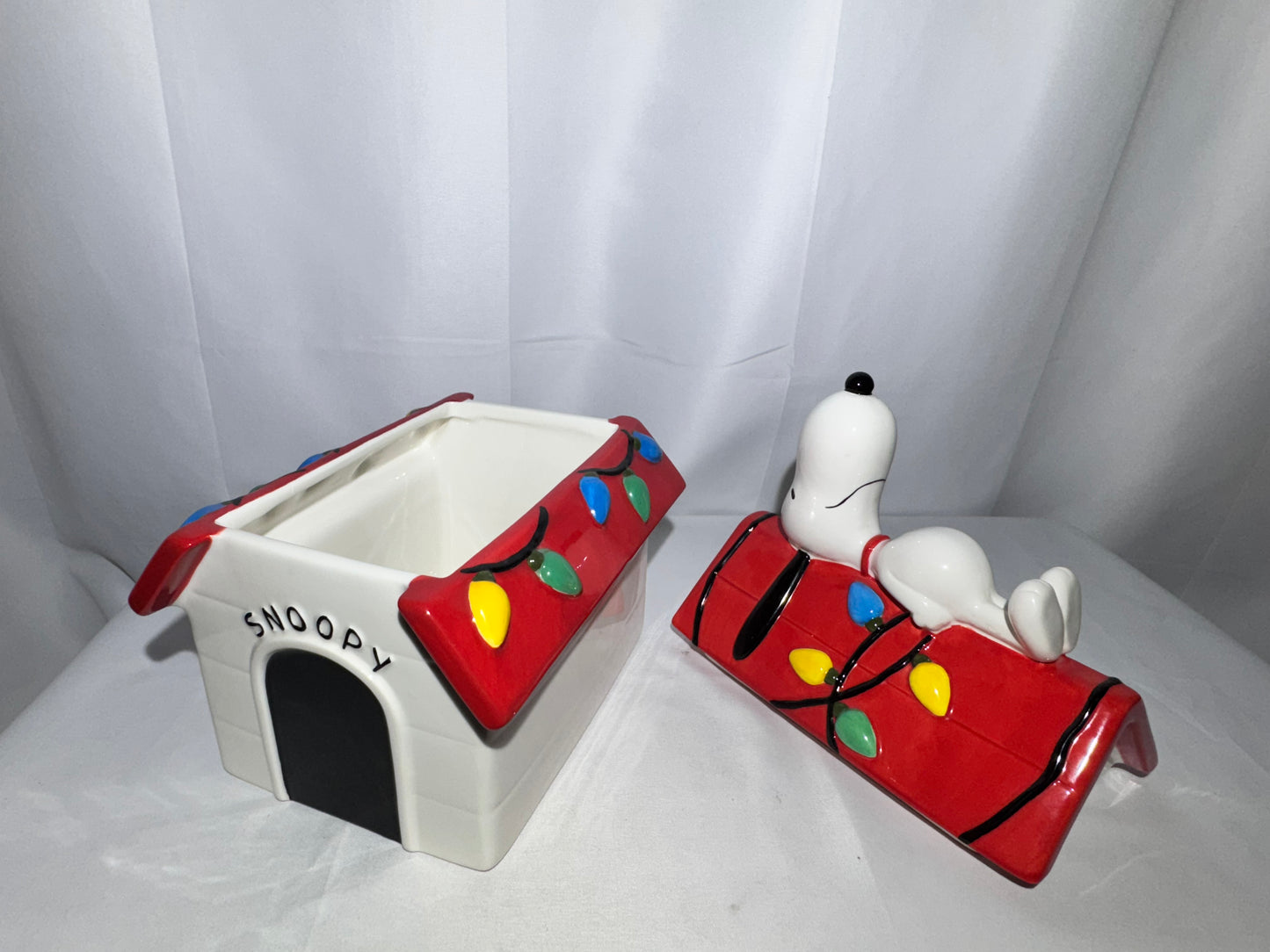 Snoopy Christmas Cookie Jar – Peanuts – With Original Box