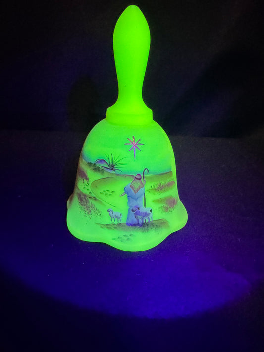 Beautiful Uranium Burmese Satin Fenton Glass Bell – Hand Painted & Signed – Shepherd & Sheep
