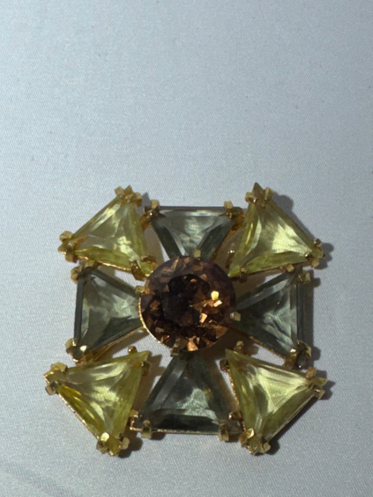 Vintage Van S. Authentics Brooch #3253 – Maltese Cross Gold-Tone Costume Jewelry