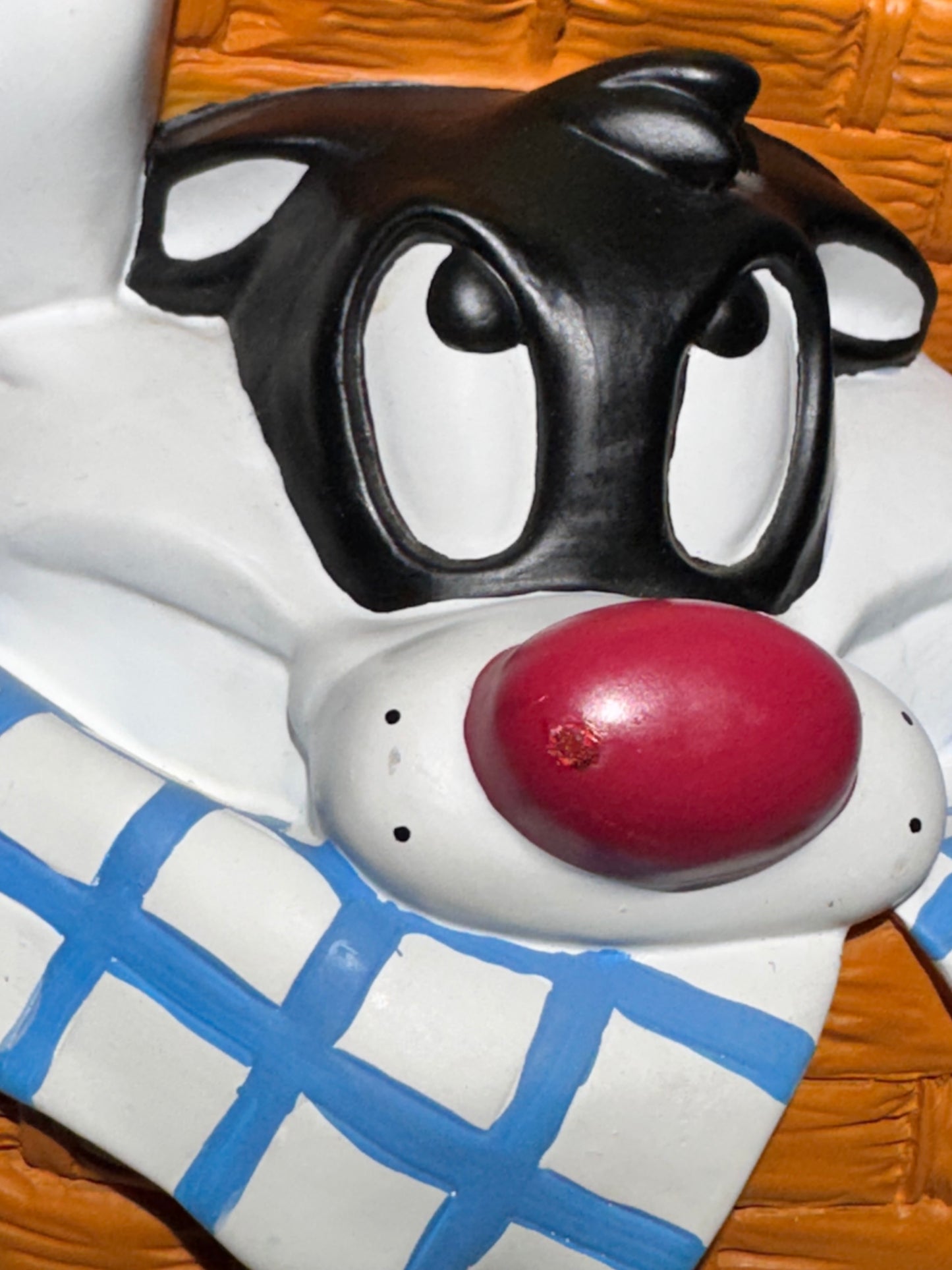 Vintage 1999 Warner Bros Looney Tunes Tweety & Sylvester Picnic Basket Piggy Bank