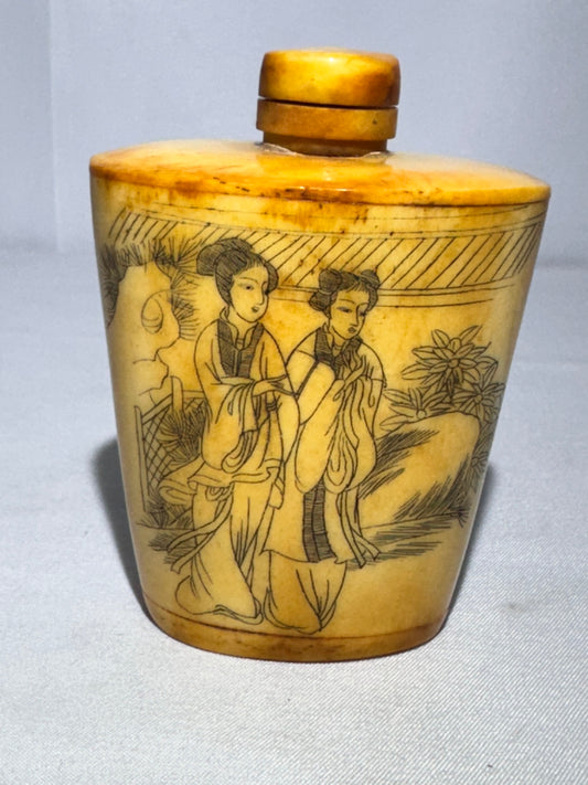 Antique Chinese Hand Carved Stone Snuff Bottle with Scenic Lady Motif – With Stopper & Spoon