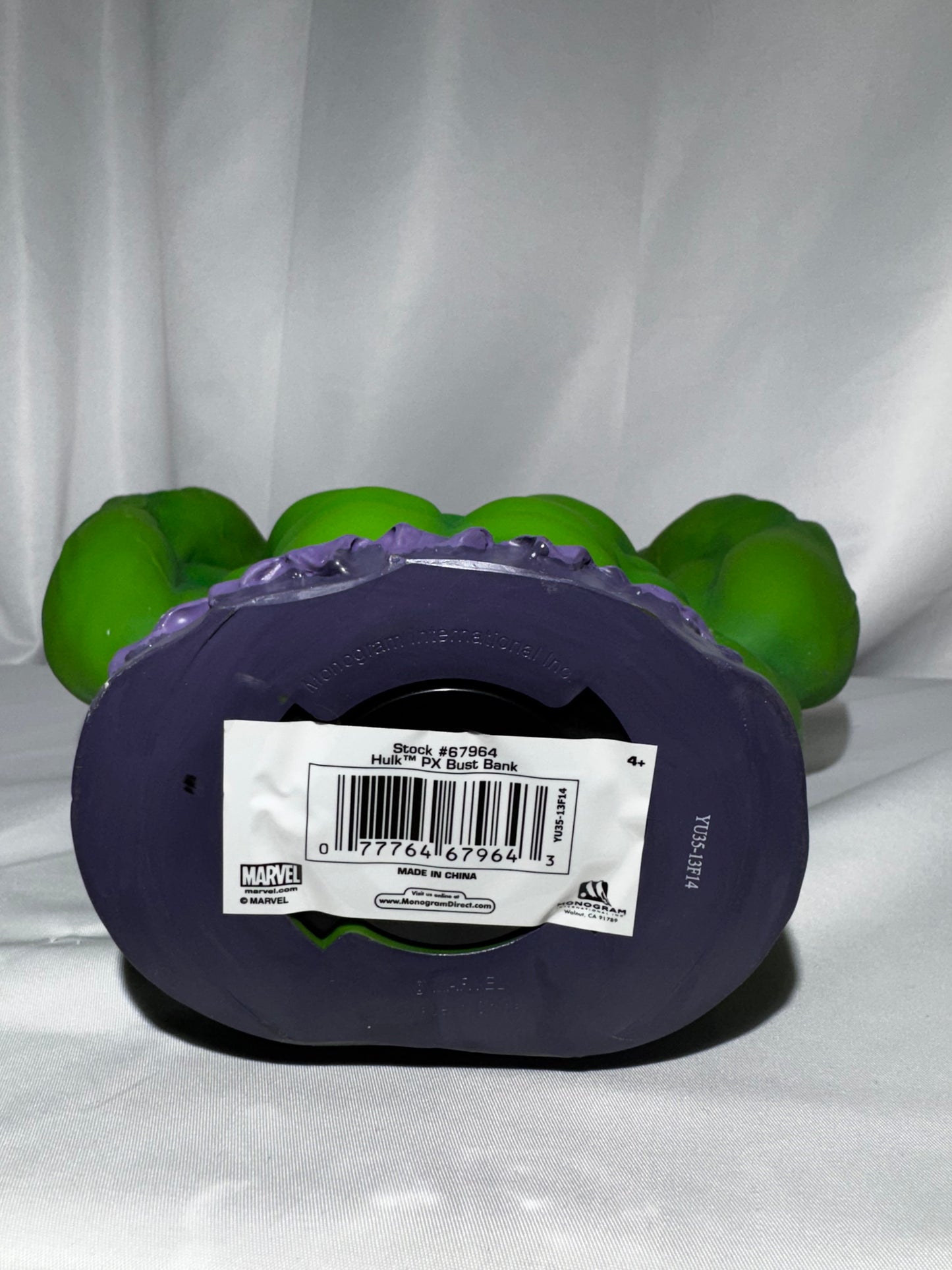 Marvel Hulk Bust Bank 10.5” Previews Exclusive Monogram Diamond Select PVC Coin Bank